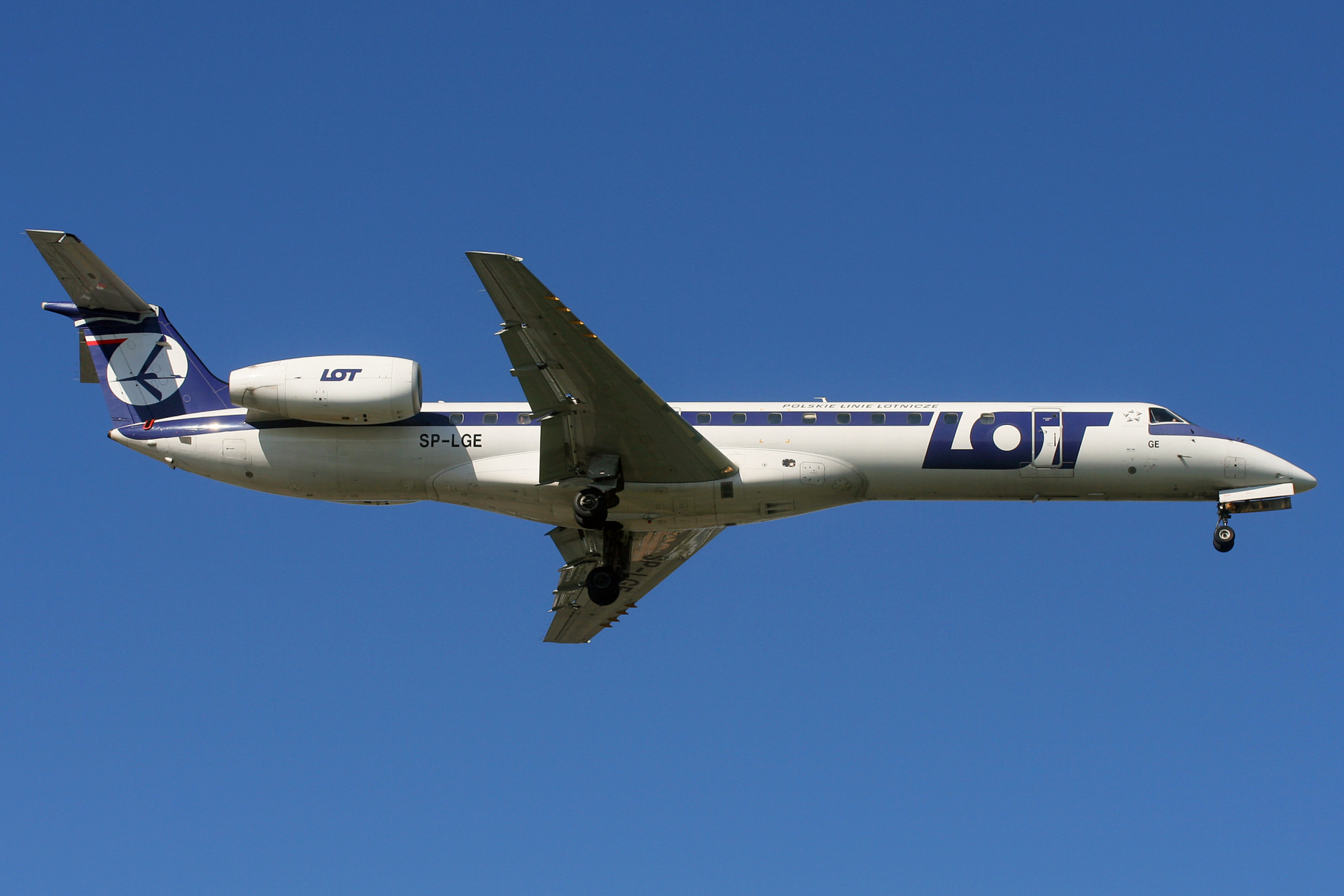 SP-LGE (Samoloty » Spotting na EPWA » Embraer ERJ-145 » Polskie Linie Lotnicze LOT)
