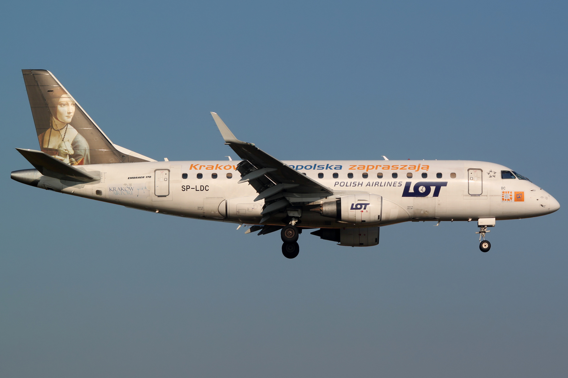 SP-LDC (Krakow and Malopolska Invite livery) (Aircraft » EPWA Spotting » Embraer E170 » LOT Polish Airlines)