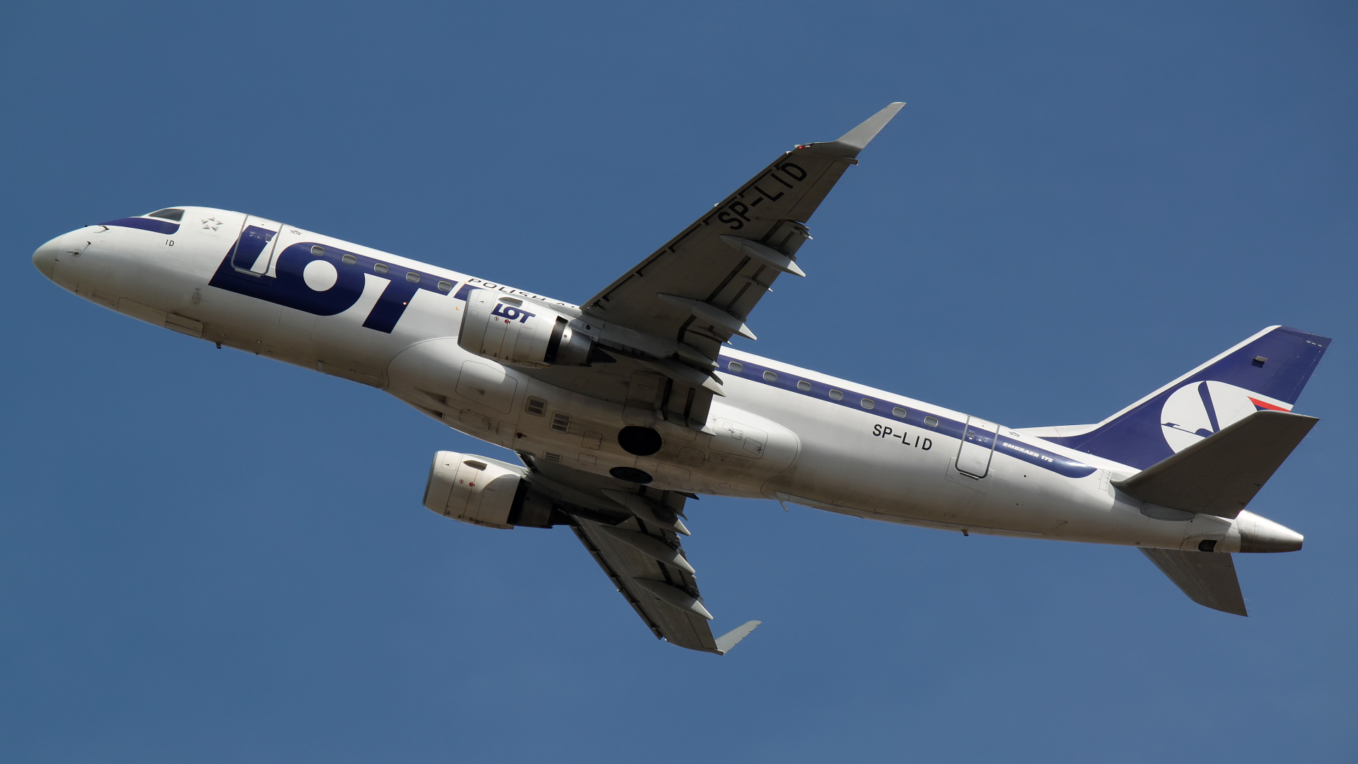 SP-LID (Aircraft » EPWA Spotting » Embraer E175 » LOT Polish Airlines)