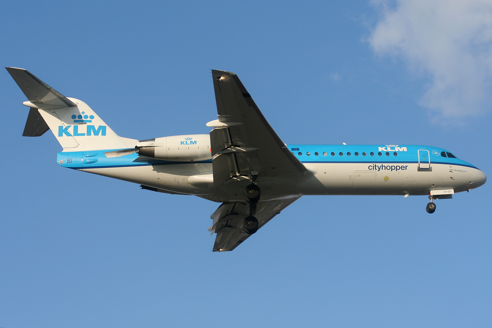 PH-JCT, KLM Cityhopper (Aircraft » EPWA Spotting » Fokker  70)