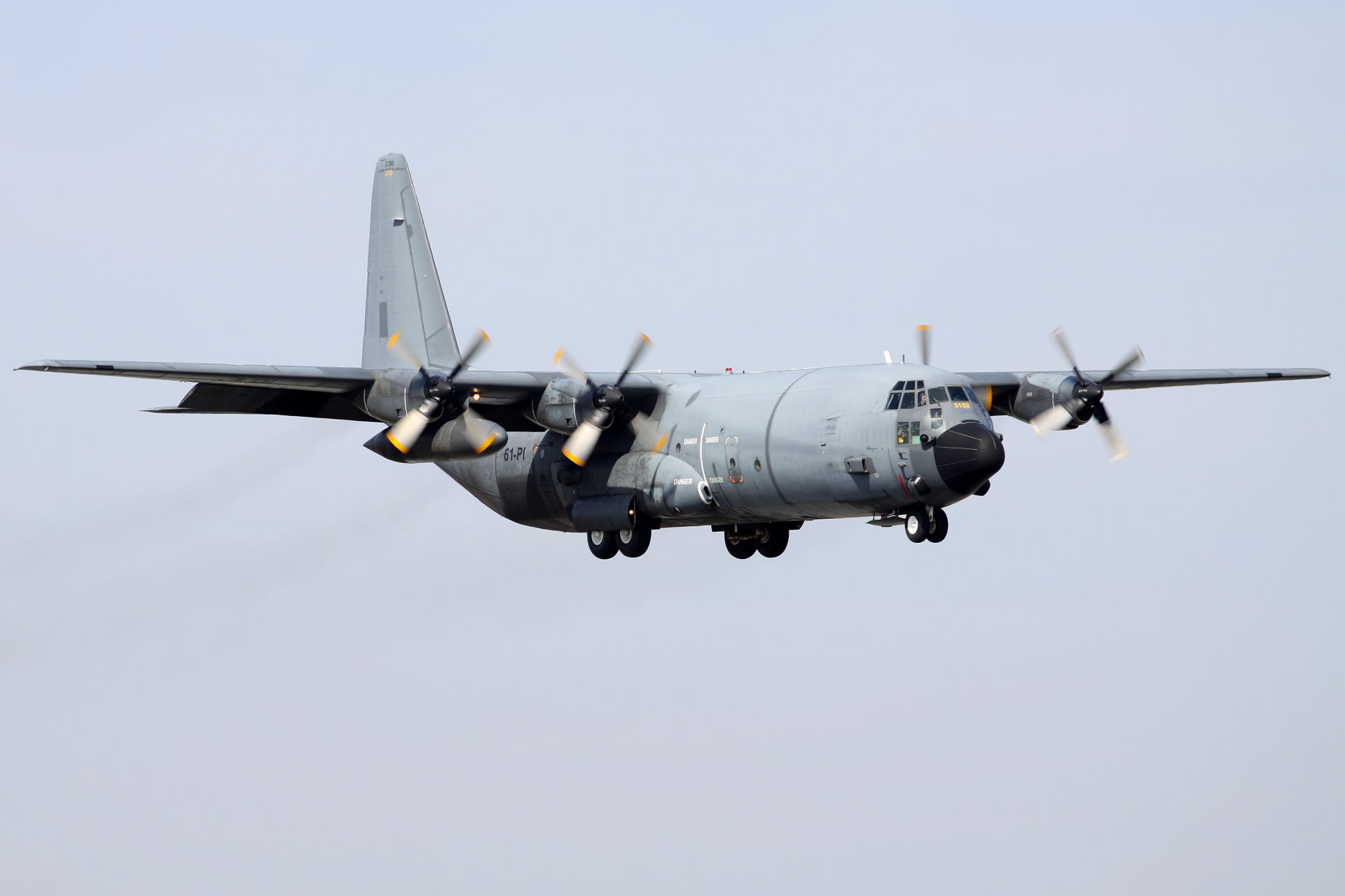 C-130H, 5152 / 61-PI, French Air Force (Aircraft » EPWA Spotting » Lockheed C-130 Hercules)