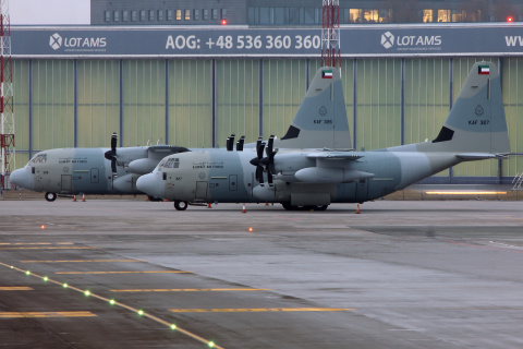 C-130J, KAF 327, Siły Powietrzne Kuwejtu