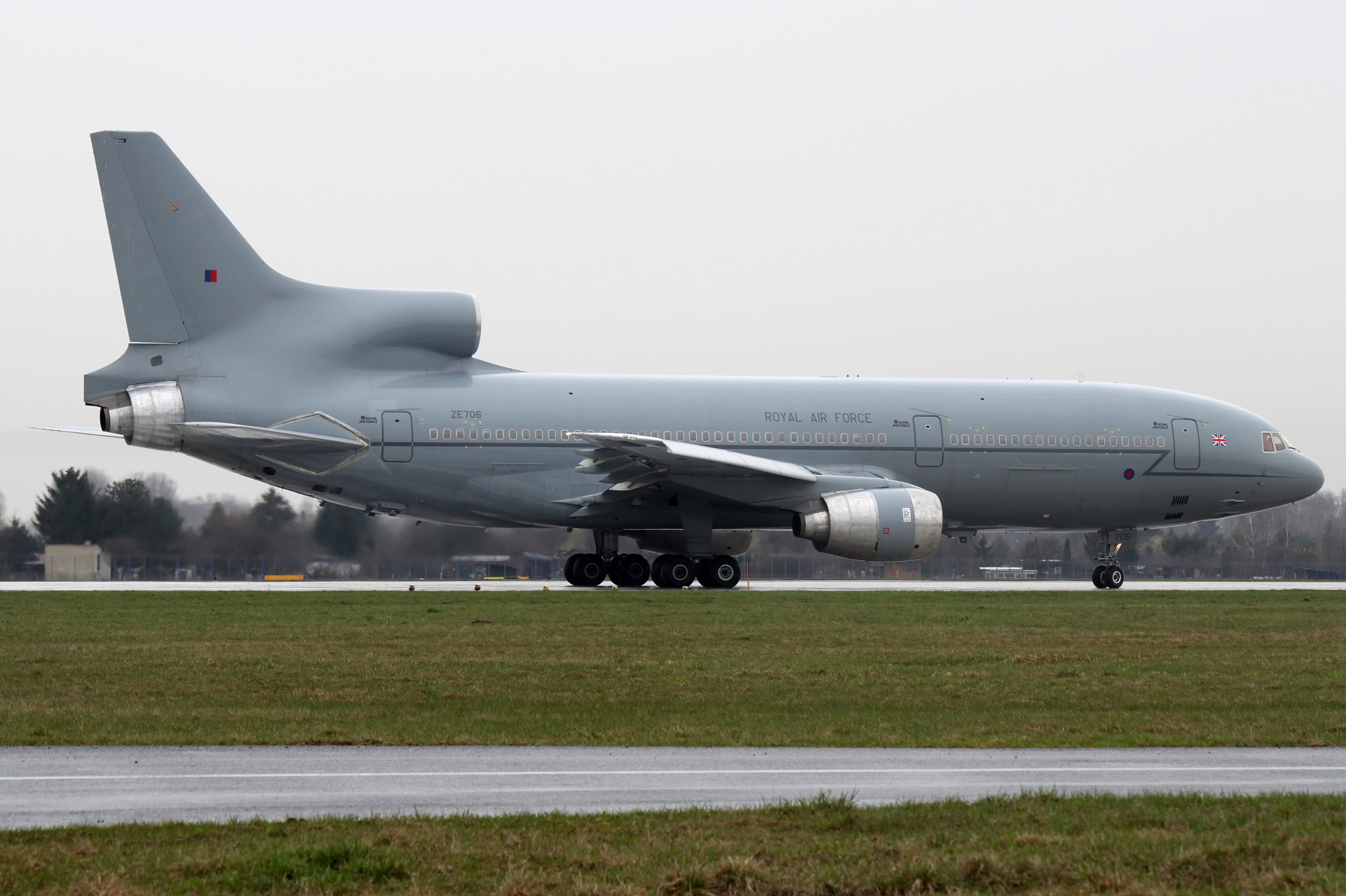C2A, ZE706, Royal Air Force (Samoloty » Spotting na EPWA » Lockheed L-1011 TriStar)