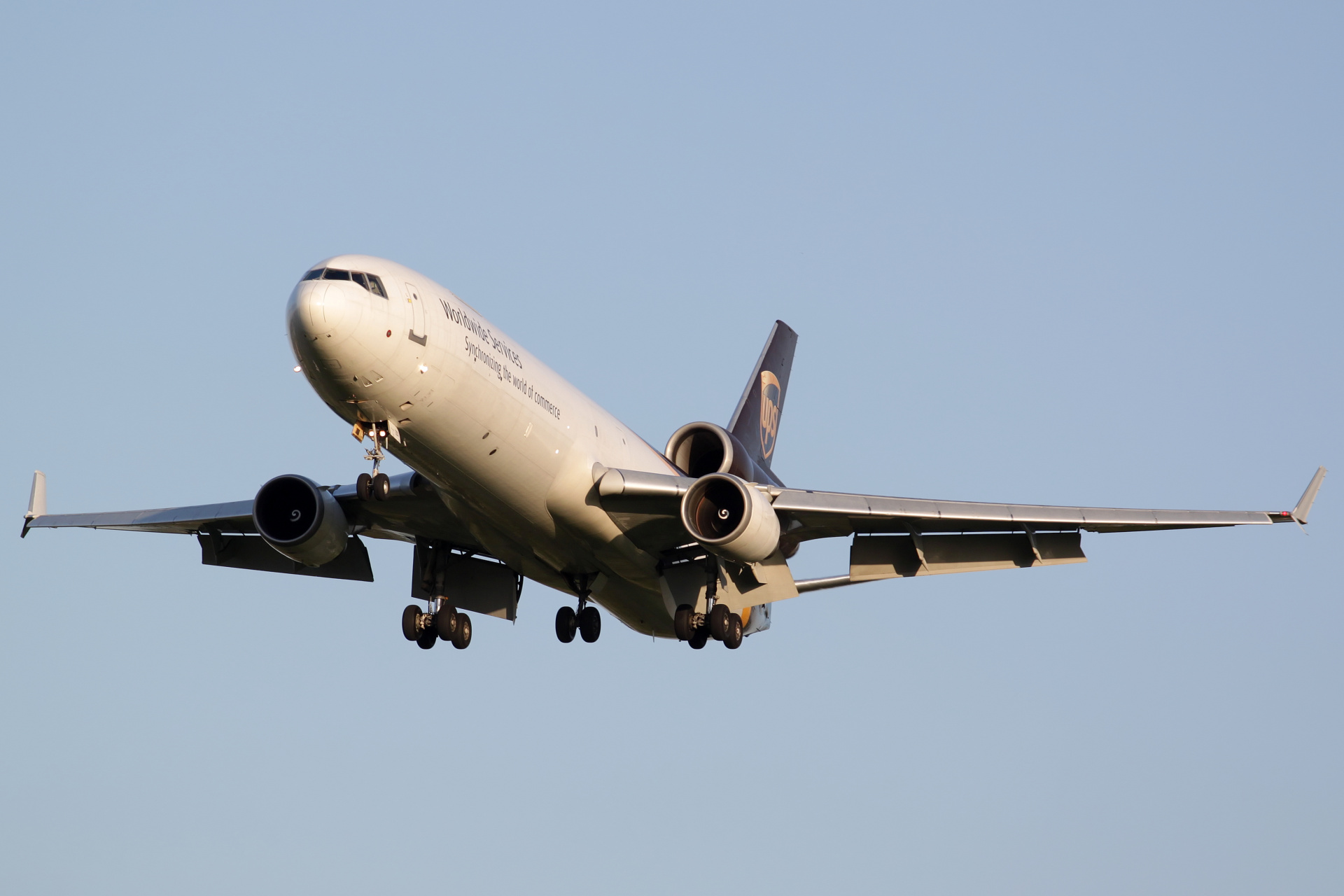 N257UP, United Parcel Service (UPS) Airlines (Samoloty » Spotting na EPWA » McDonnell Douglas MD-11F)
