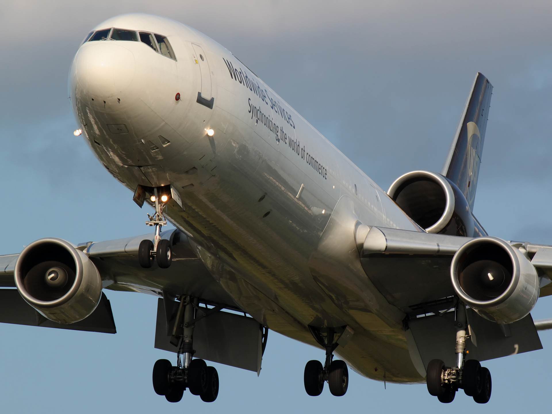 N277UP, United Parcel Service (UPS) Airlines (Samoloty » Spotting na EPWA » McDonnell Douglas MD-11F)