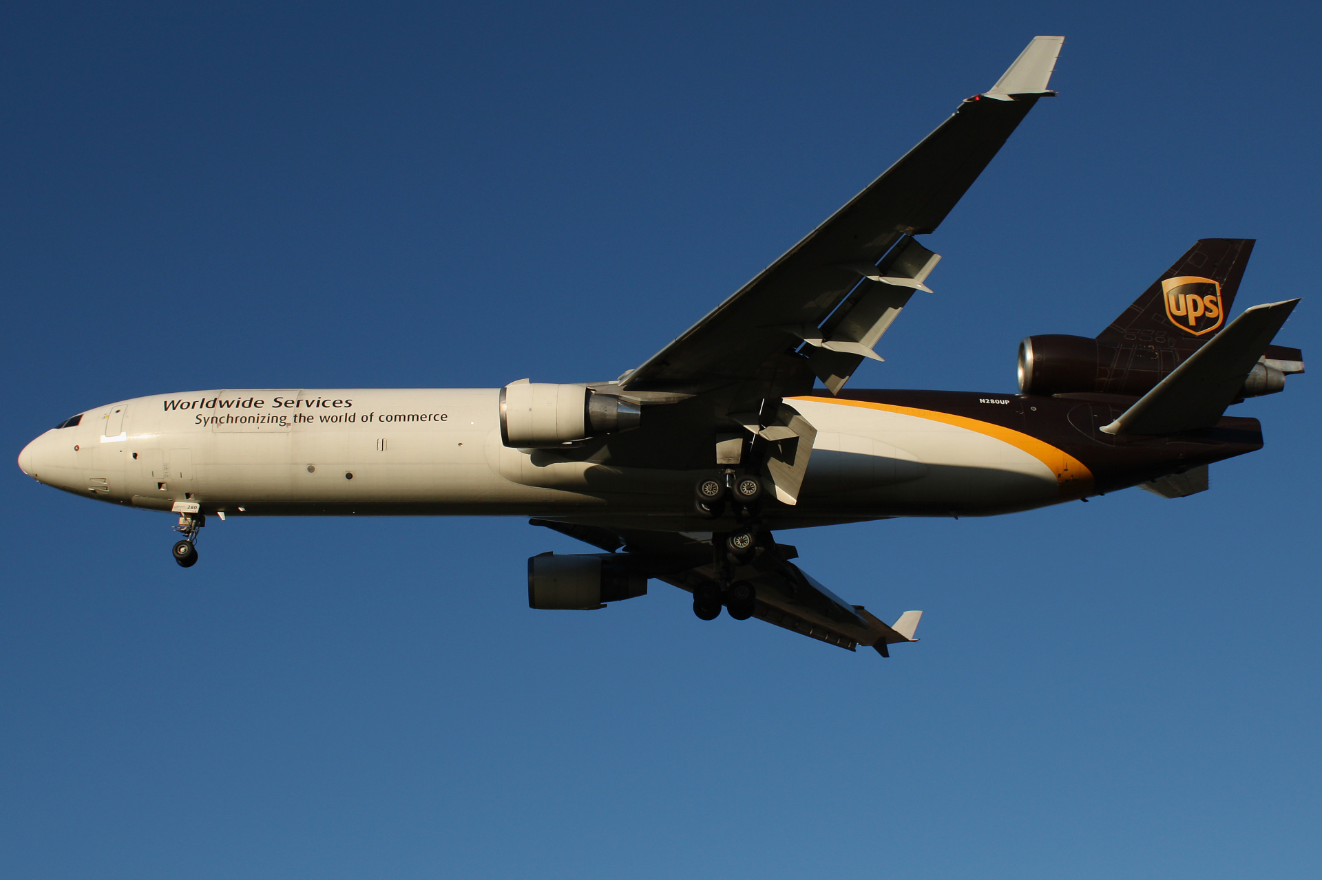 N280UP, United Parcel Service (UPS) Airlines (Aircraft » EPWA Spotting » McDonnell Douglas MD-11F)