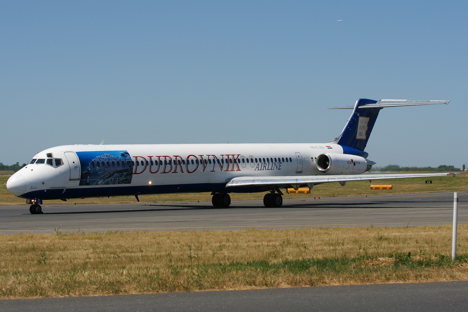 9A-CDD, Dubrovnik Airline (Aircraft » EPWA Spotting » McDonnell Douglas MD-82)