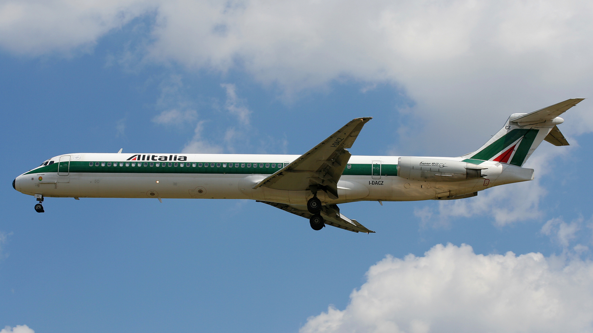 I-DACZ, Alitalia (Aircraft » EPWA Spotting » McDonnell Douglas MD-82)