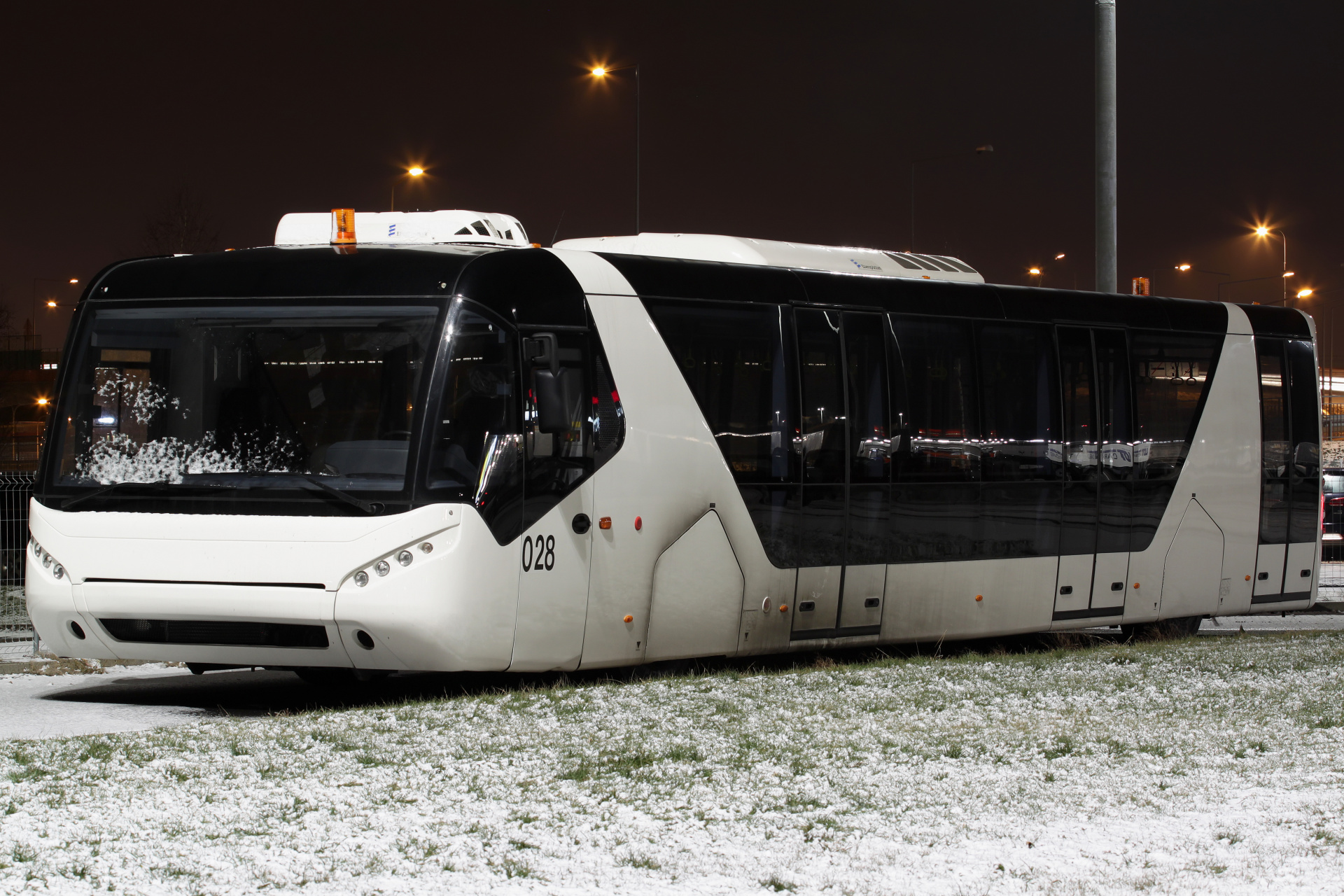 Neoplan Airliner N 9122 L (Vehicles » EPWA Spotting)