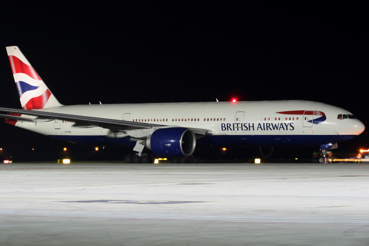G-VIIH (Samoloty » Spotting na EPWA » Boeing 777-200 i 200ER » British Airways)