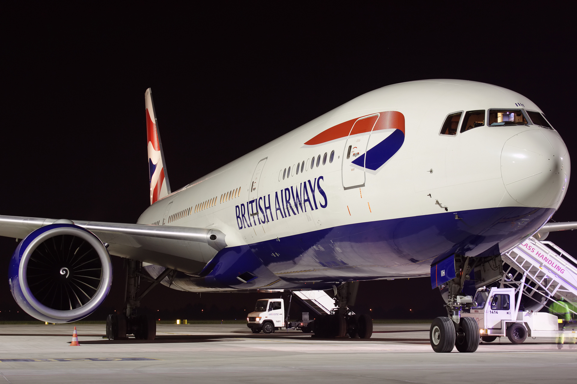 G-VIIH (Aircraft » EPWA Spotting » Boeing 777-200 and 200ER » British Airways)