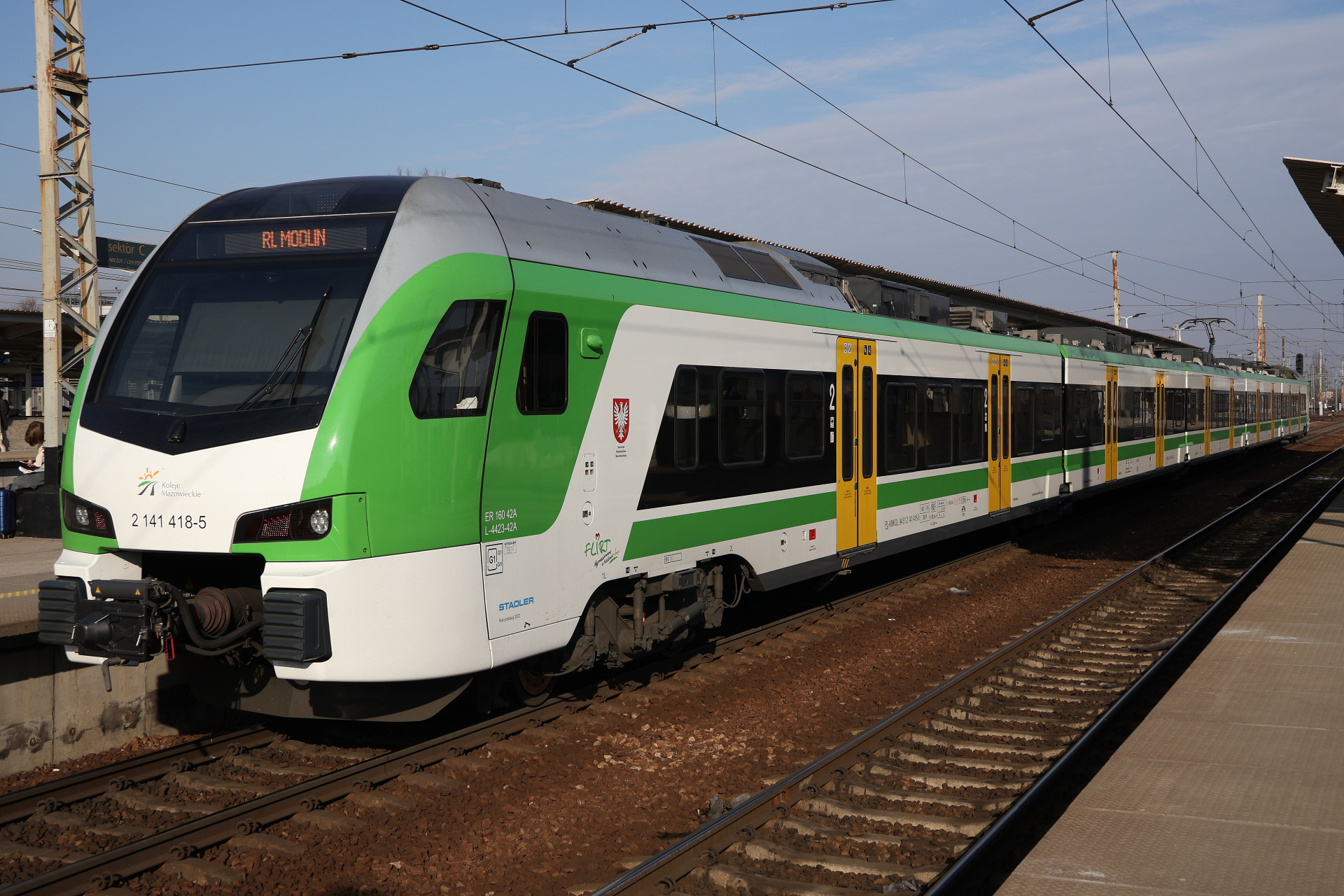 L-4423 ER160-42 (FLIRT160) (Vehicles » Trains and Locomotives » Stadler FLIRT3 » Koleje Mazowieckie)