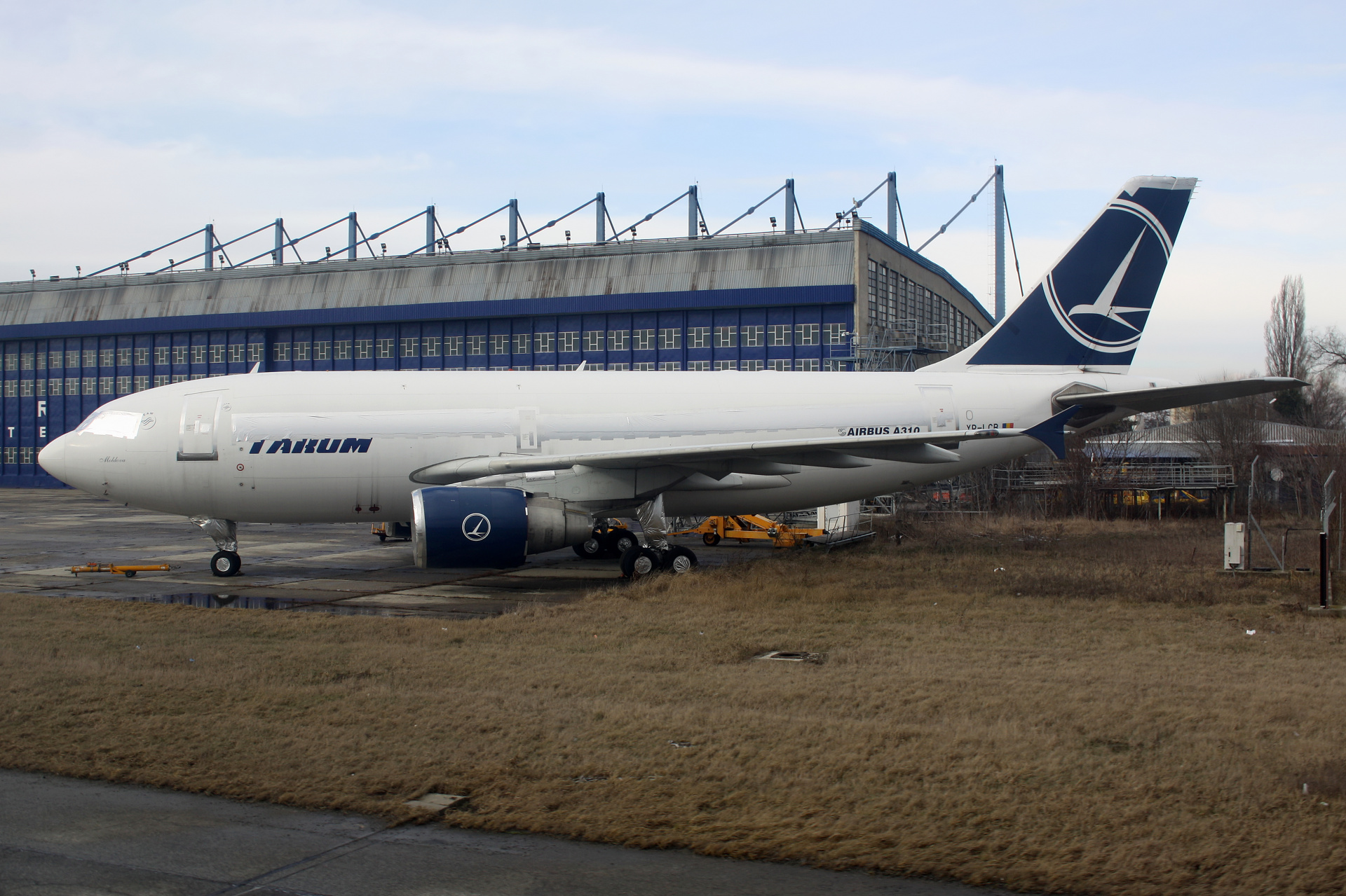 Airbus A310-300, YR-LCB, TAROM Romanian Air Transport (Podróże » Bukareszt » Przeloty)