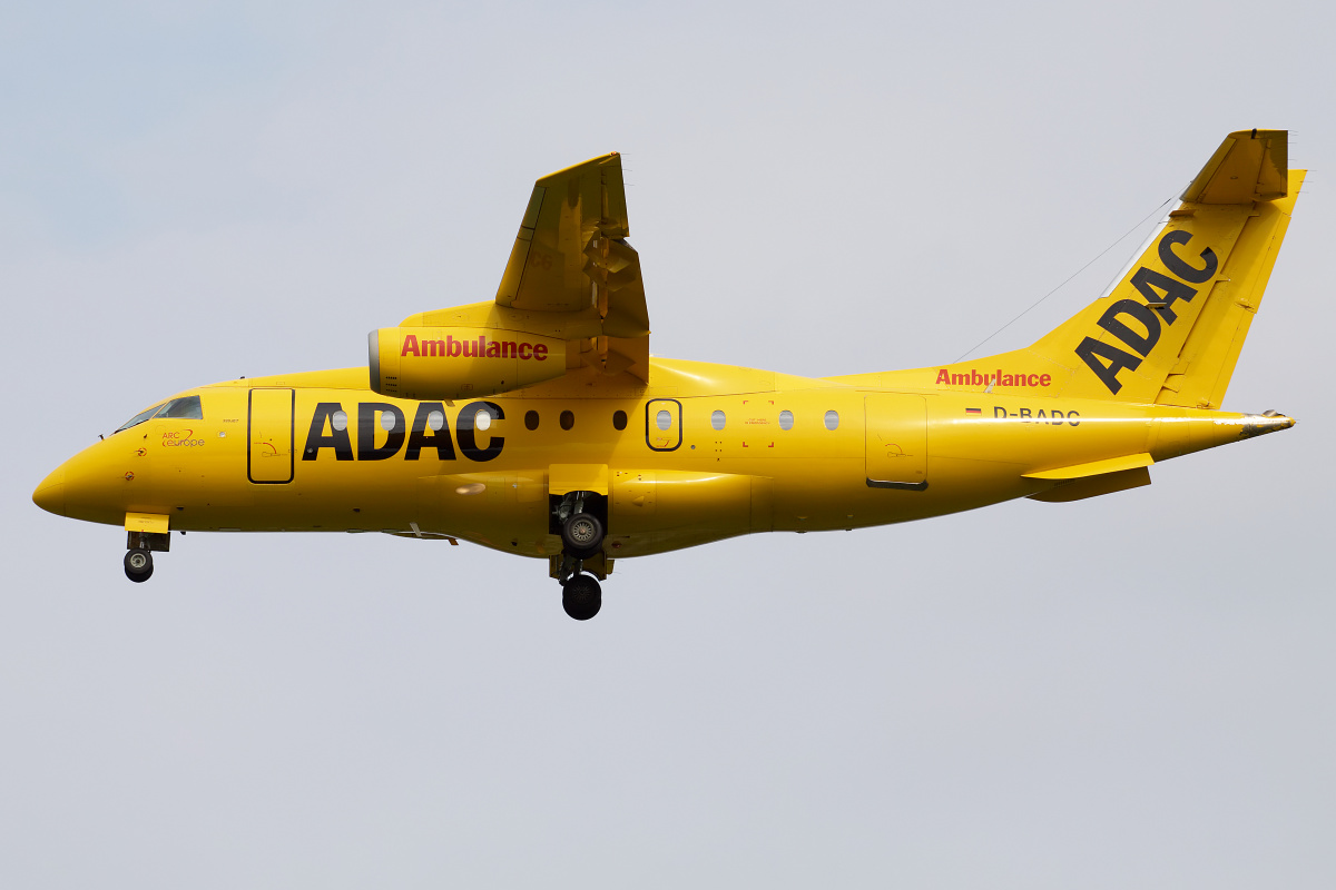 D-BADC, Aero-Dienst ADAC Ambulance (Aircraft » EPWA Spotting » Fairchild Dornier 328JET (Do-328-300))