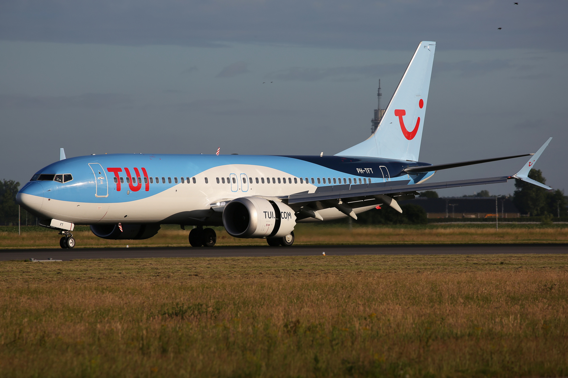 PH-TFT, TUI fly Netherlands (Aircraft » Schiphol Spotting » Boeing 737-8 MAX » TUI fly)