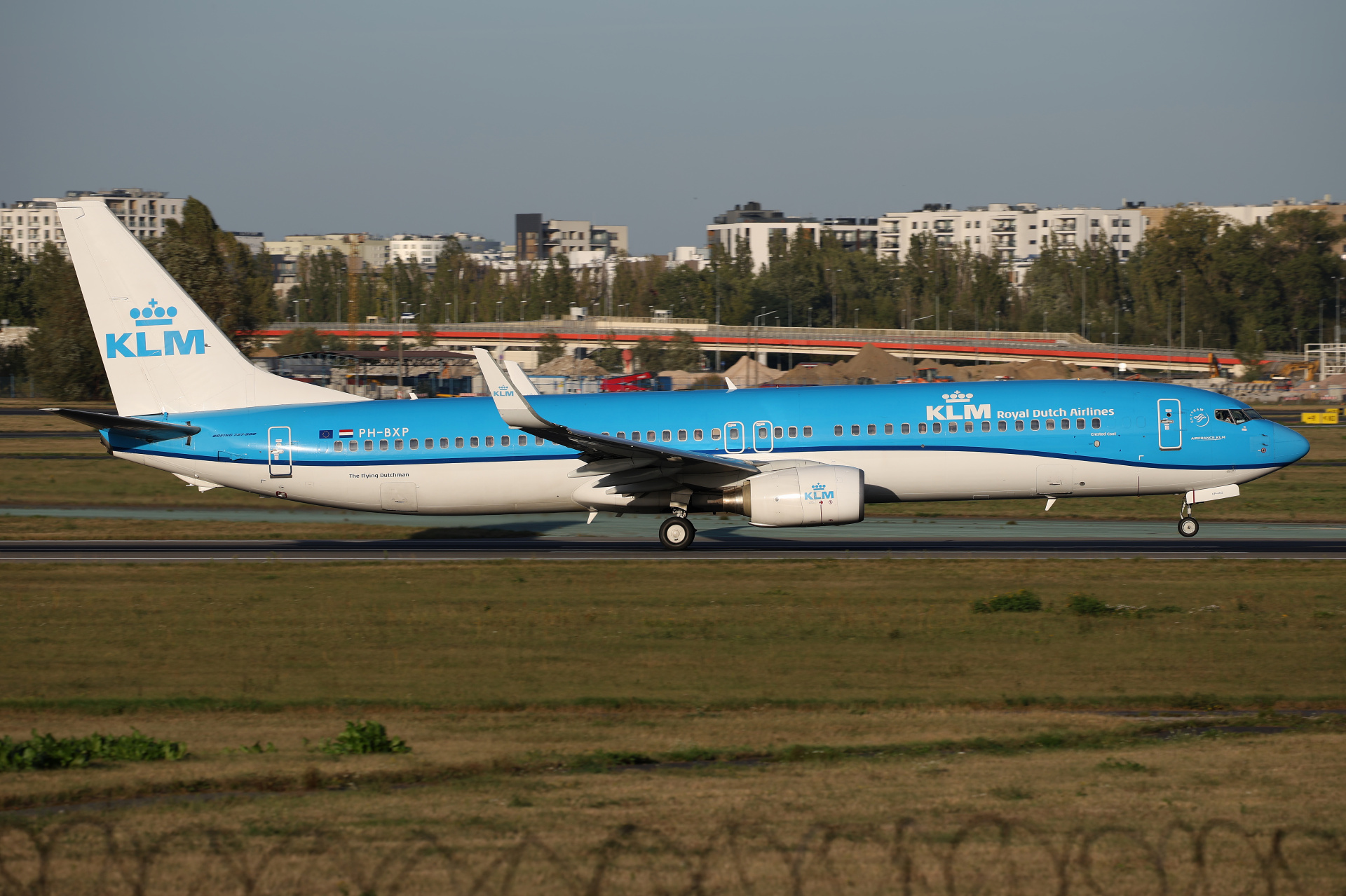 PH-BXP (Aircraft » EPWA Spotting » Boeing 737-900 » KLM Royal Dutch Airlines)