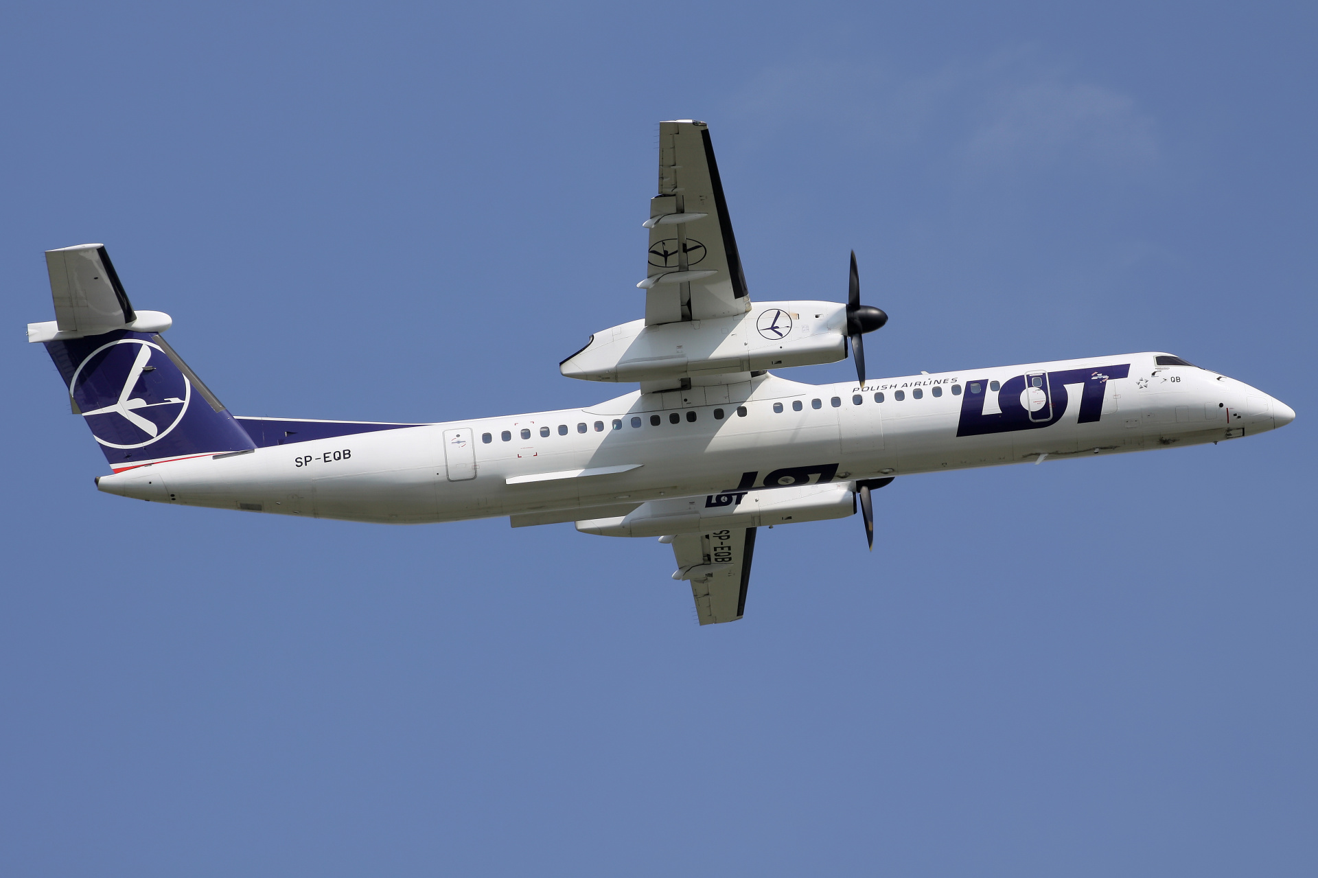 SP-EQB (Aircraft » EPWA Spotting » De Havilland Canada DHC-8 Dash 8 » LOT Polish Airlines)