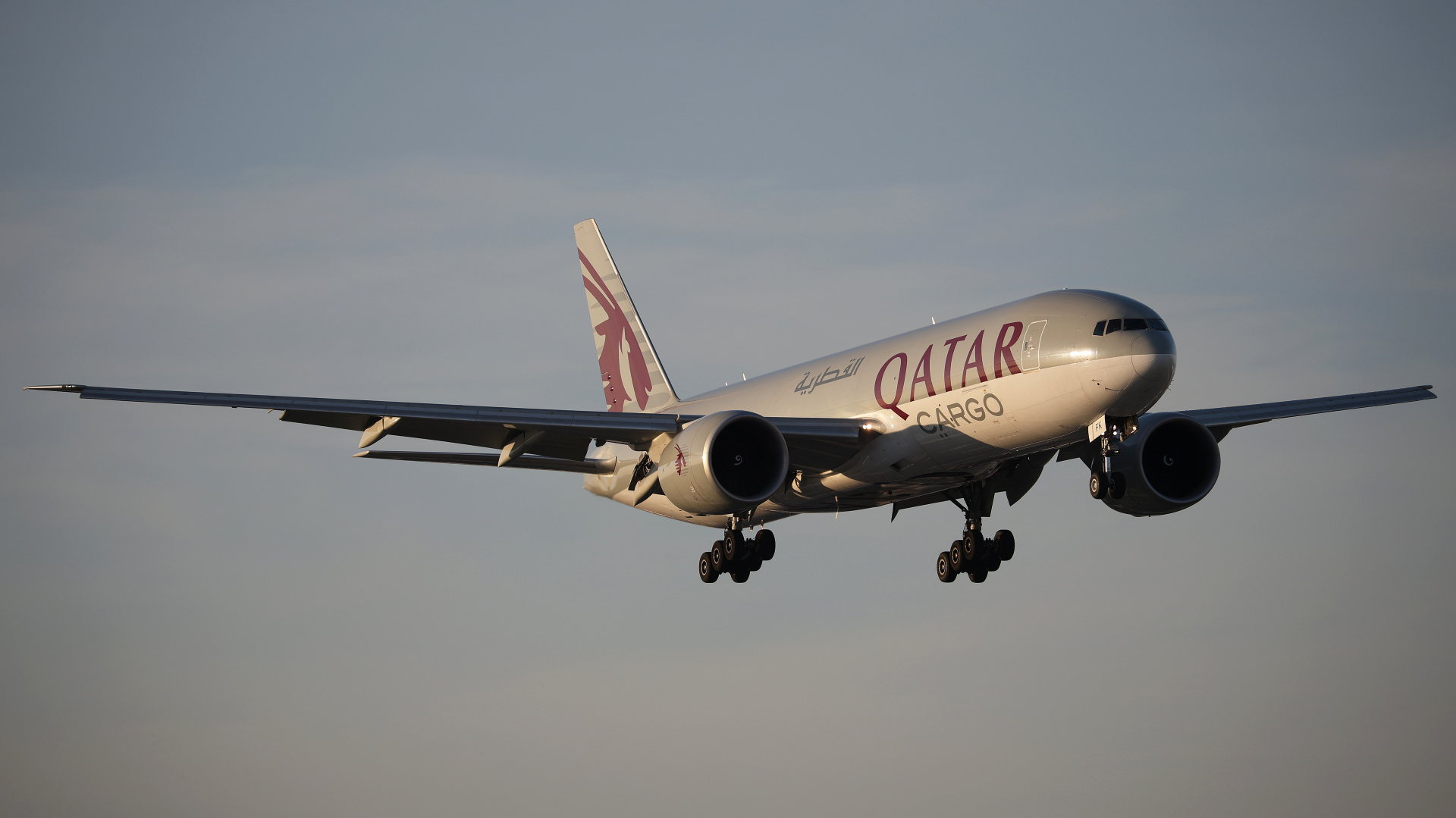 A7-BFK (Aircraft » EPWA Spotting » Boeing 777F » Qatar Airways Cargo)