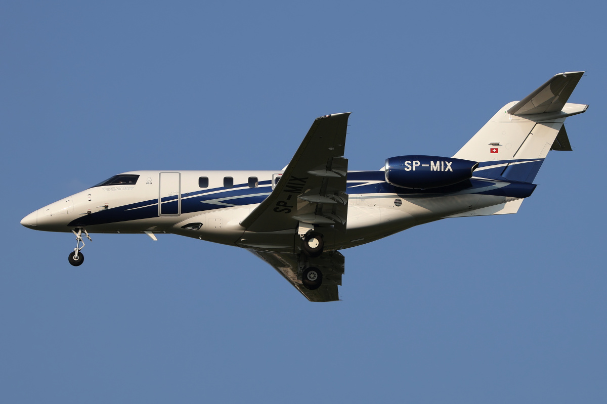 SP-MIX, Jet Story (Samoloty » Spotting na EPWA » Pilatus PC-24)