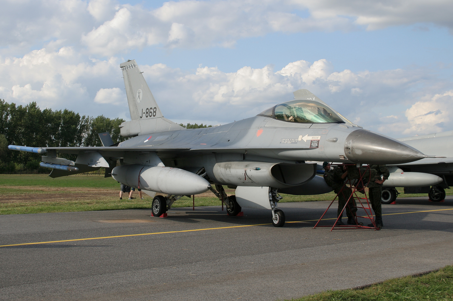 General Dynamics F-16AM Fighting Falcon, J-868, Królewskie Holenderskie Siły Powietrzne (Samoloty » Radom Air Show 2009)