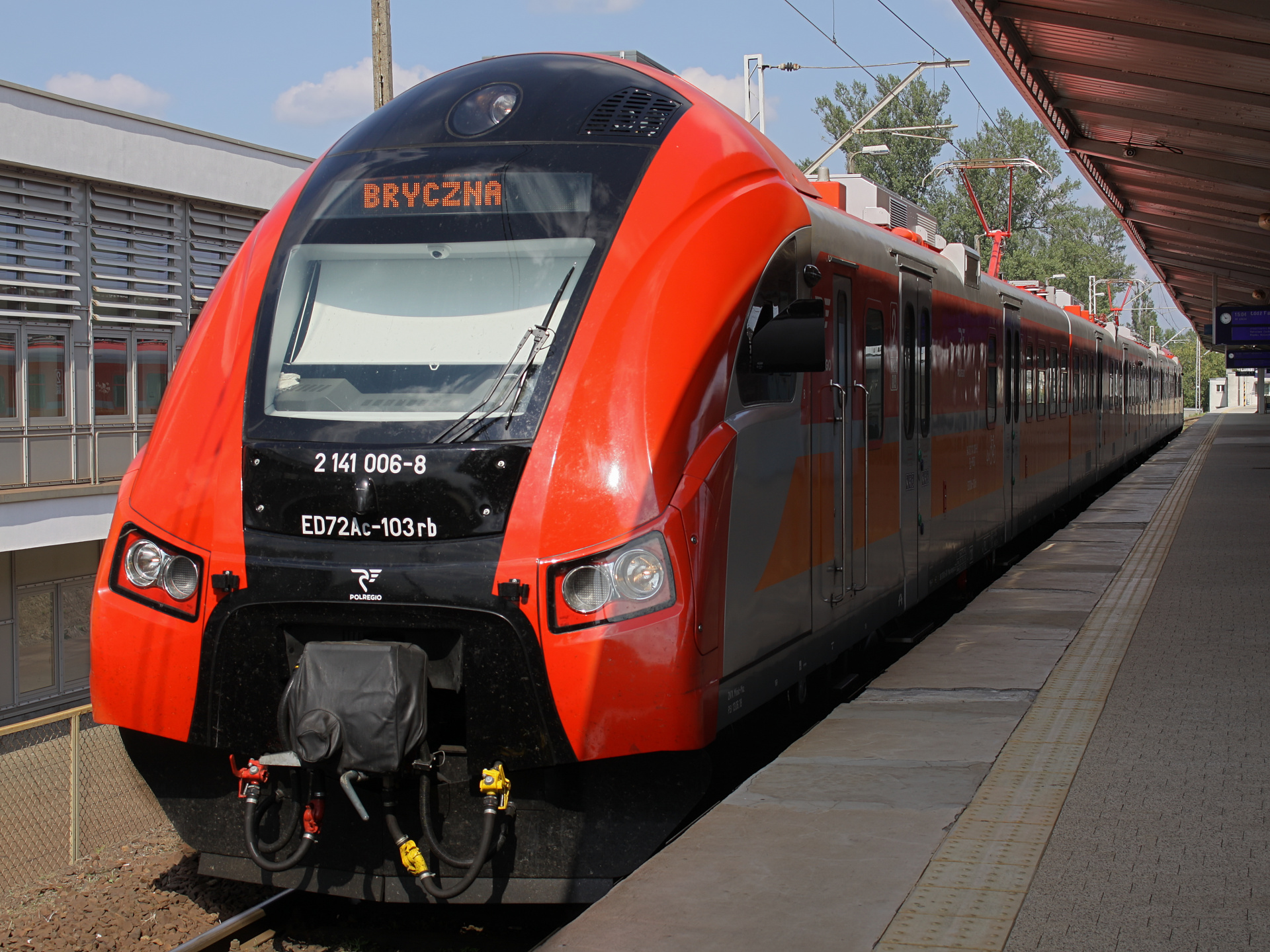 ED72Ac-103 (Pojazdy » Pociągi i lokomotywy » Pafawag 5B/6B (EN57 i pochodne) » POLREGIO (Poznań))