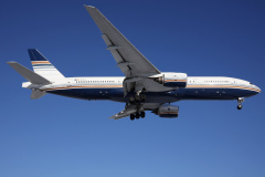 EC-OJL (Aviation » EPWA Spotting » Boeing 777-200 and 200ER » Privilege Style)