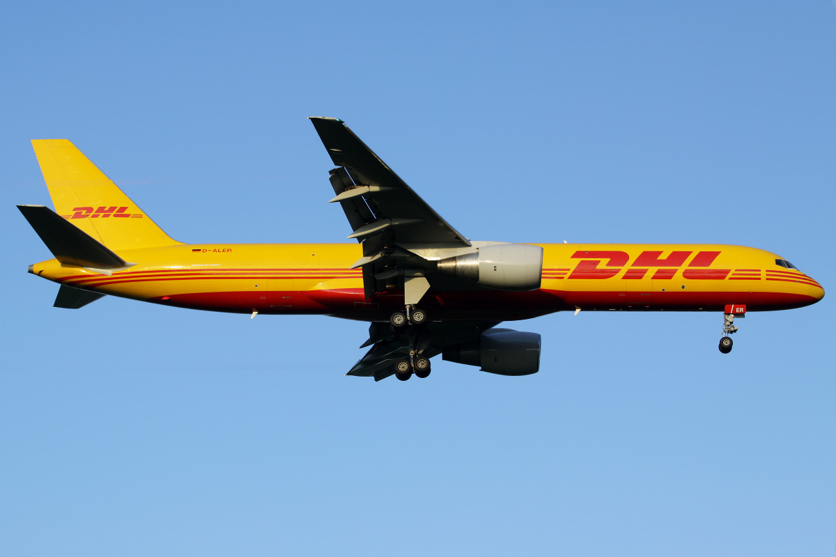 PCF, D-ALER, European Air Transport (Samoloty » Spotting na EPWA » Boeing 757-200F » DHL)