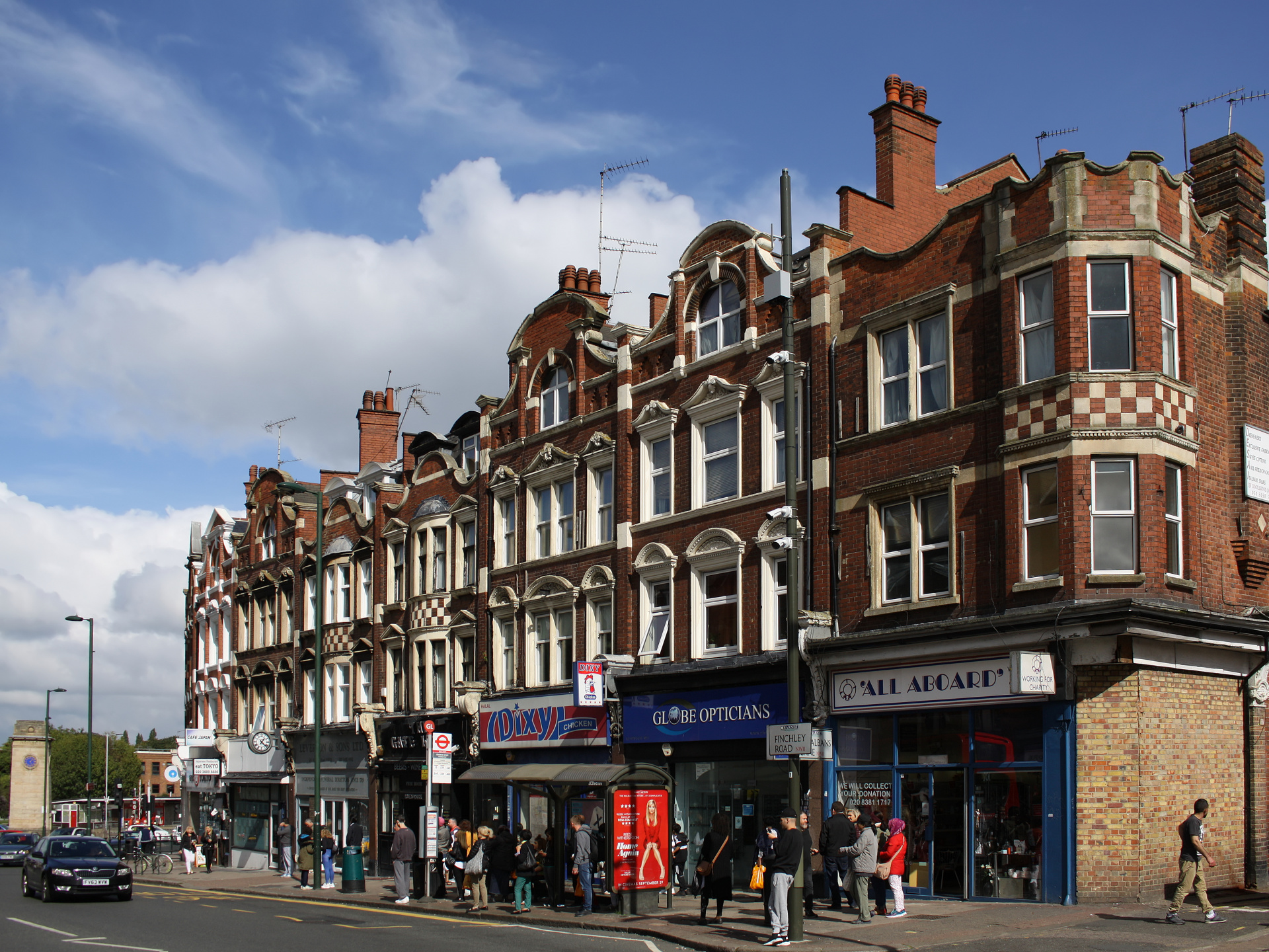 Golders Green - Finchley Road (Travels » London » London at Day)