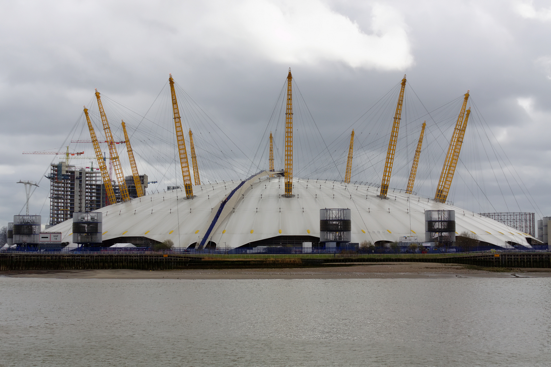 The O<sub>2</sub> (Millenium Dome) (Podróże » Londyn » Londyn za dnia)