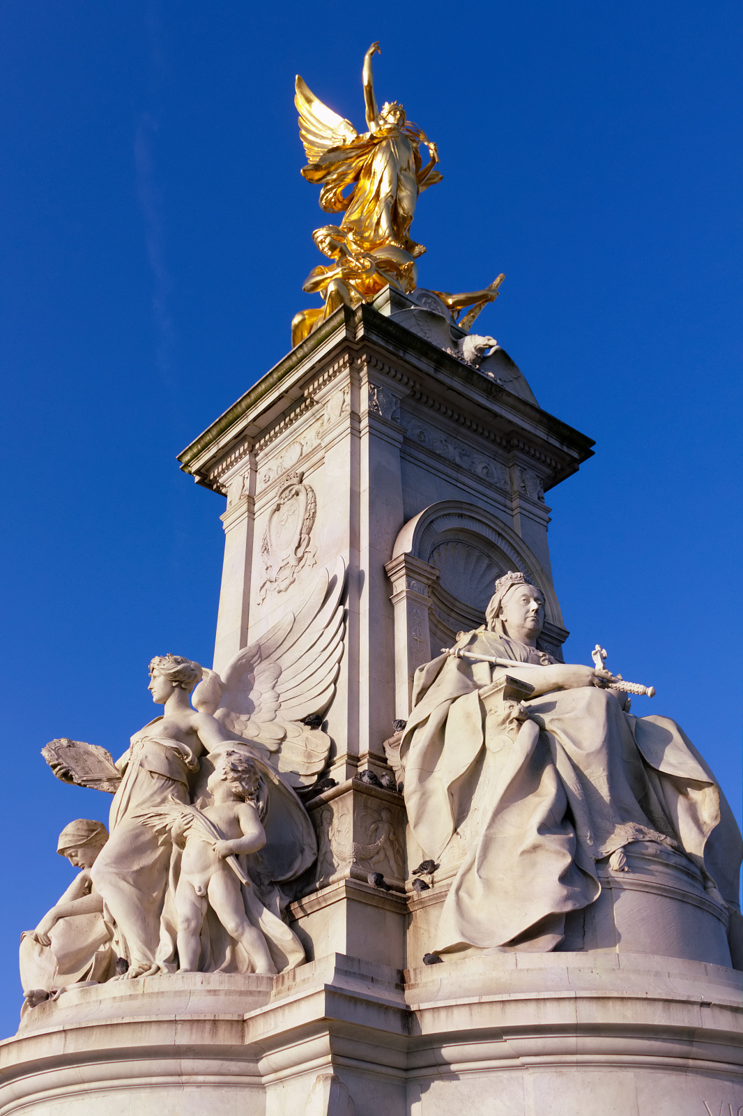 Memoriał Królowej Wiktorii (Podróże » Londyn » Londyn za dnia)
