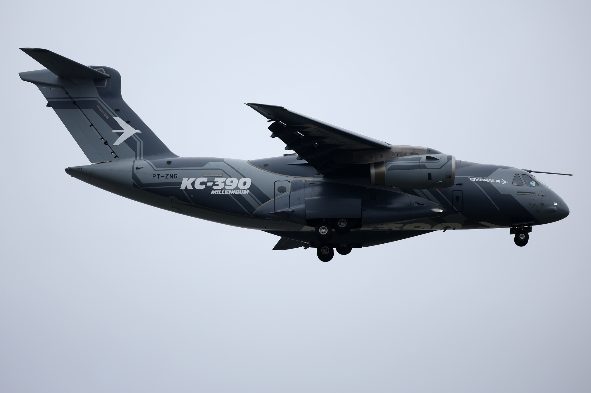 KC-390, PT-ZNG, Embraer (Aviation » EPWA Spotting » Embraer C-390 Millenium and revisions)