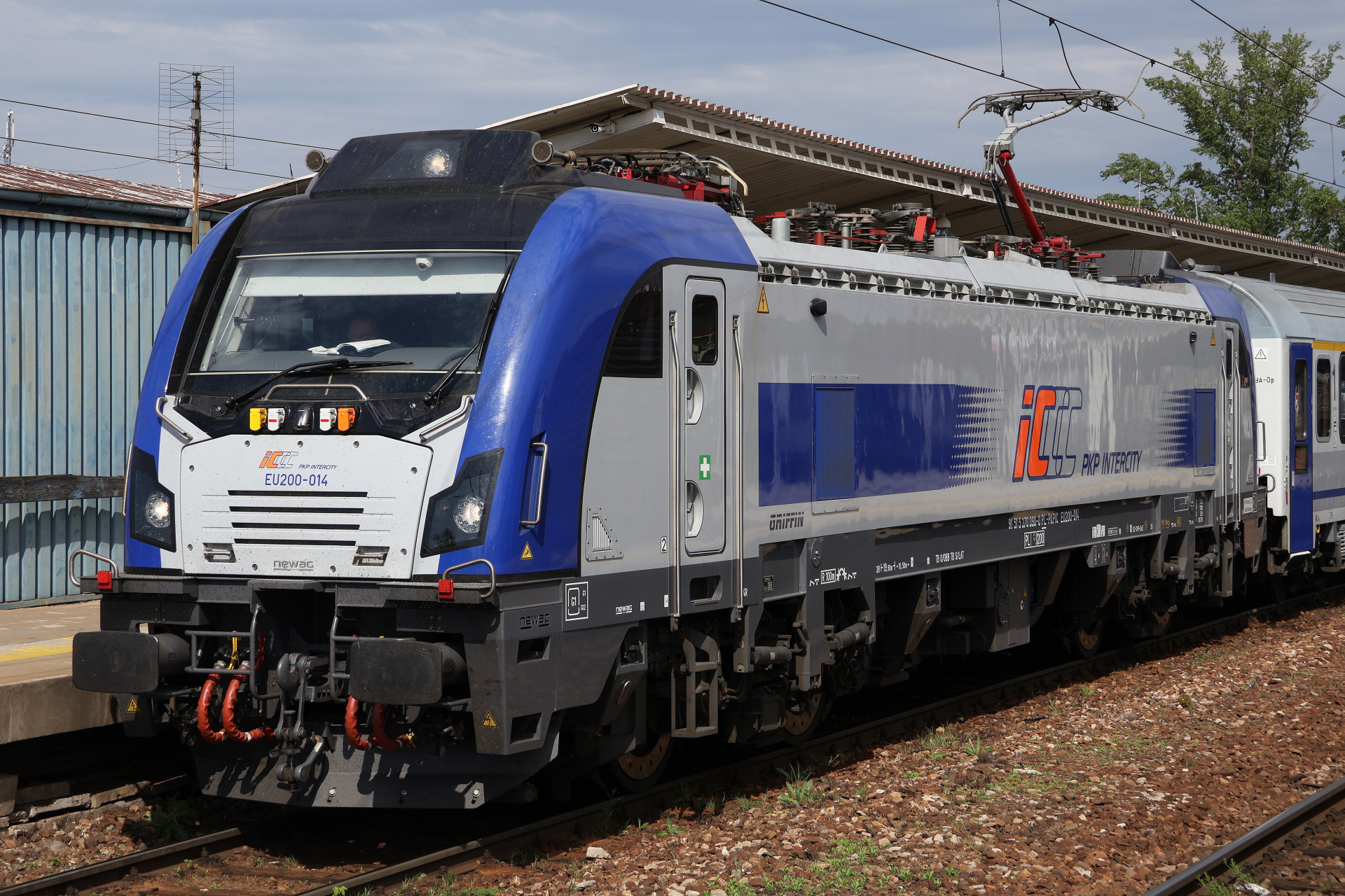 EU200-014 (Vehicles » Trains and Locomotives » Newag Griffin » E4MSUa (Multisystem), PKP Intercity)