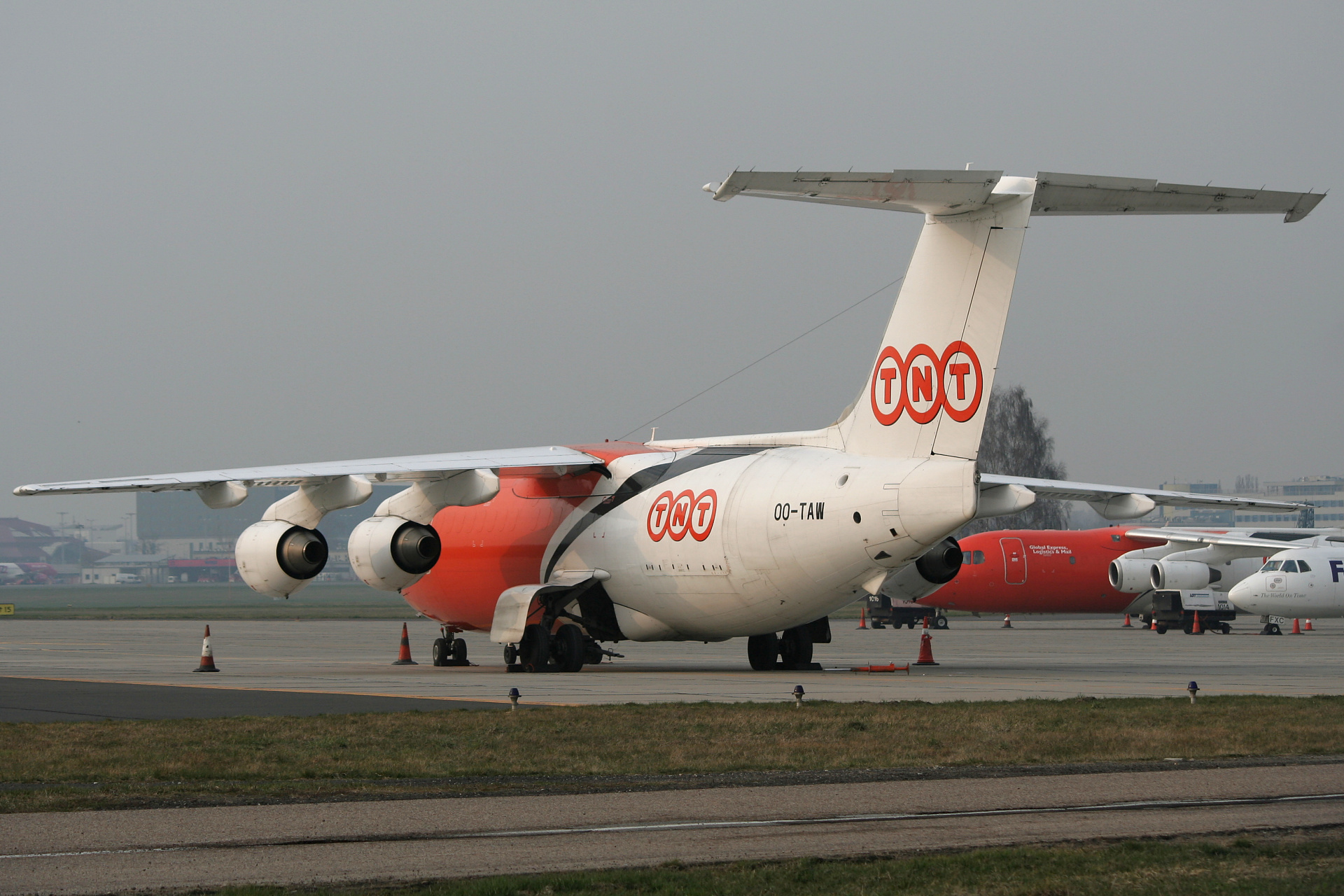 146-200QT, OO-TAW (Samoloty » Spotting na EPWA » BAe 146 i pochodne wersje » TNT Airways)
