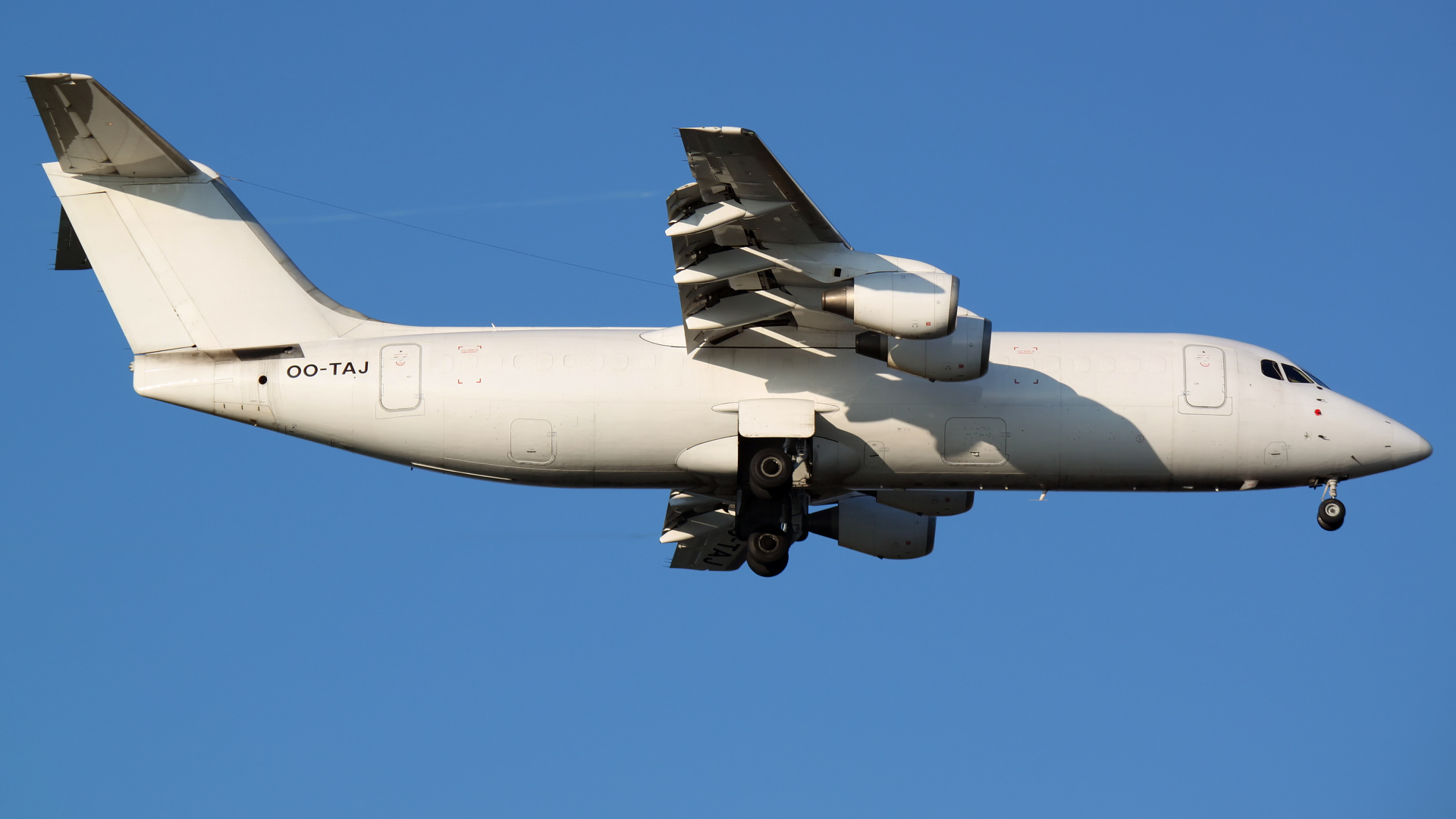 146-300QC, OO-TAJ (Samoloty » Spotting na EPWA » BAe 146 i pochodne wersje » TNT Airways)