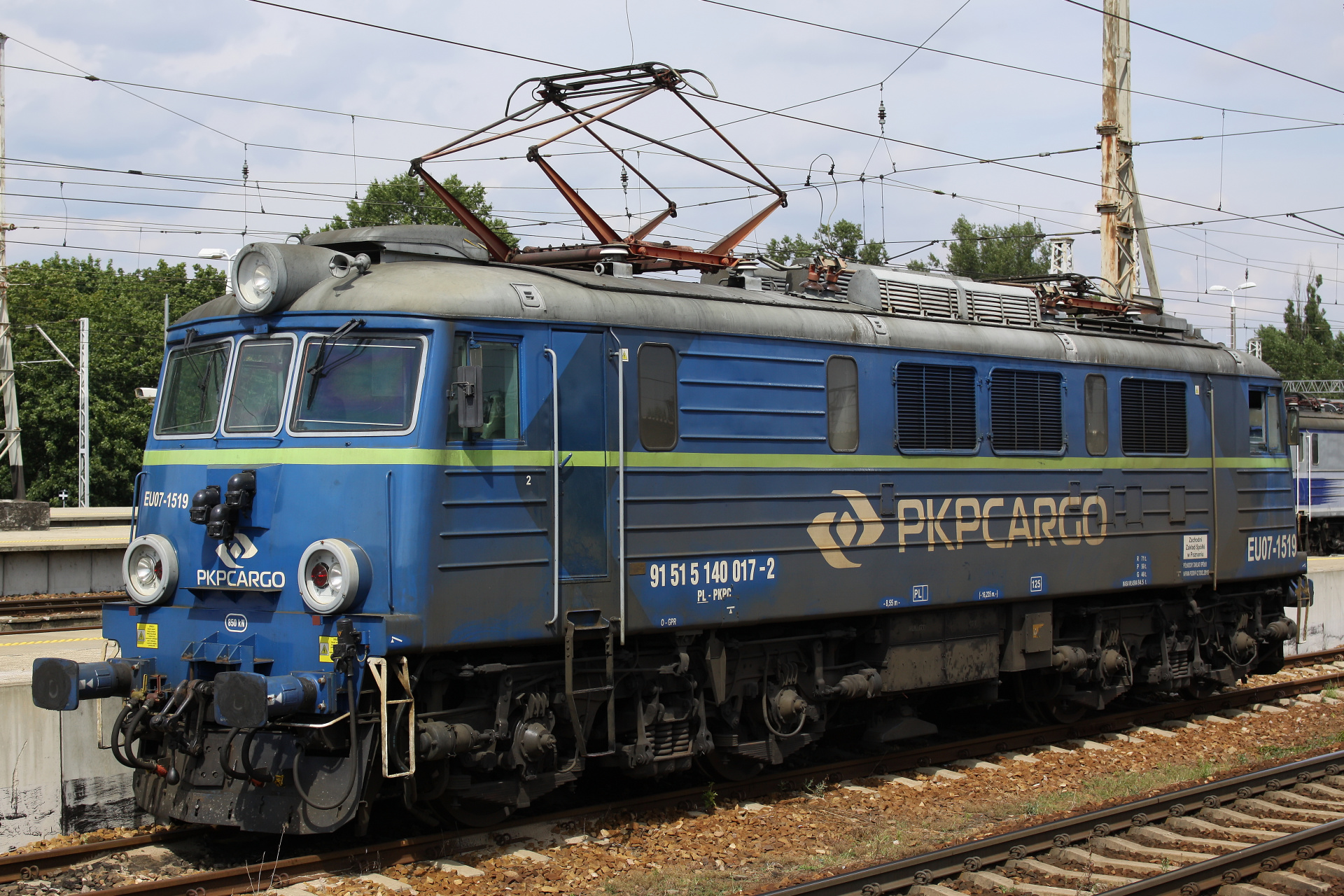 EU07-1519 (Vehicles » Trains and Locomotives » HCP 303E » PKP Cargo)