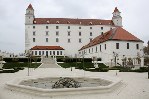 Zamek w Bratysławie z bliska