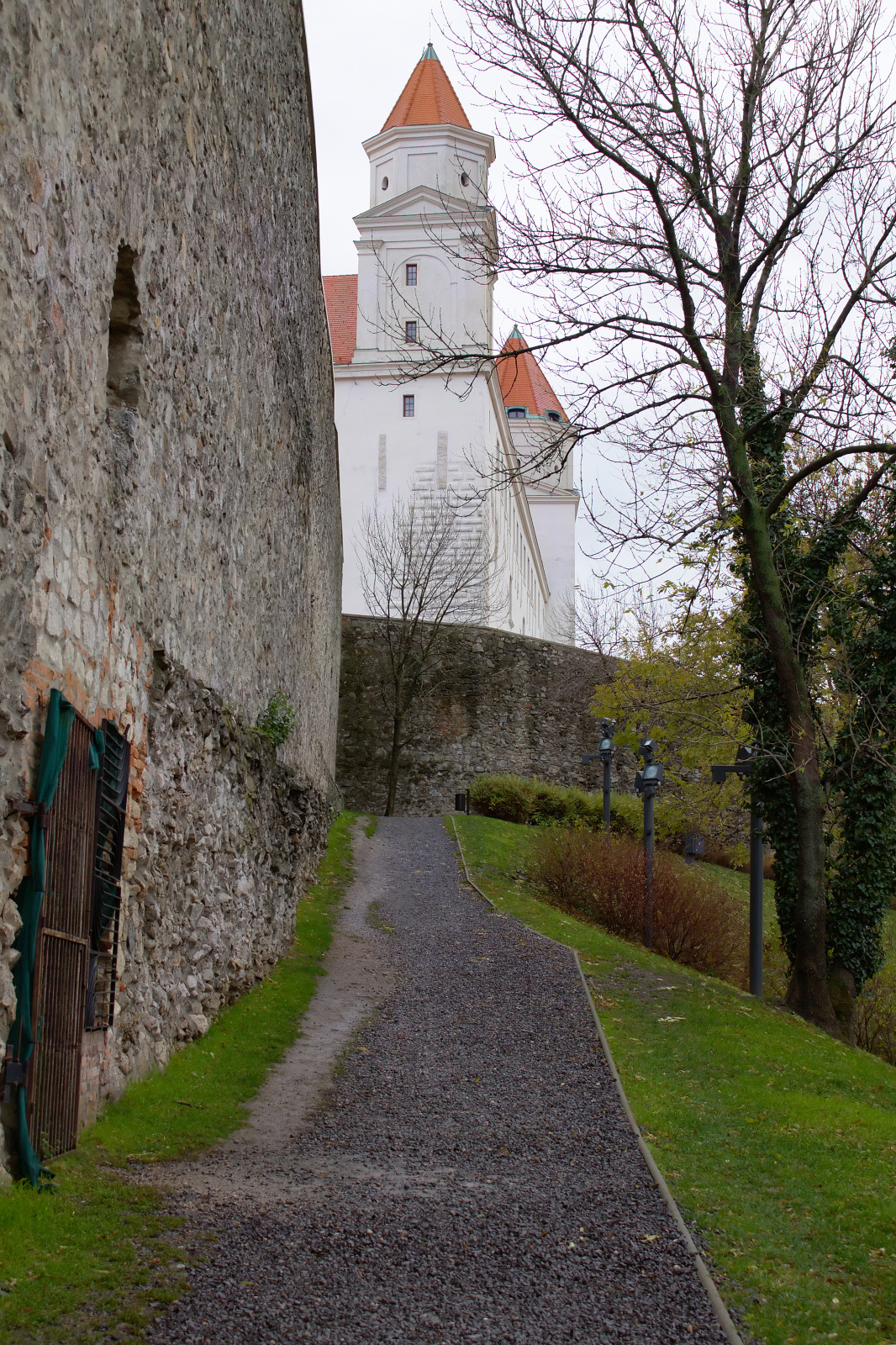 Walk around Castle Walls (Travels » Bratislava » The City At Day)