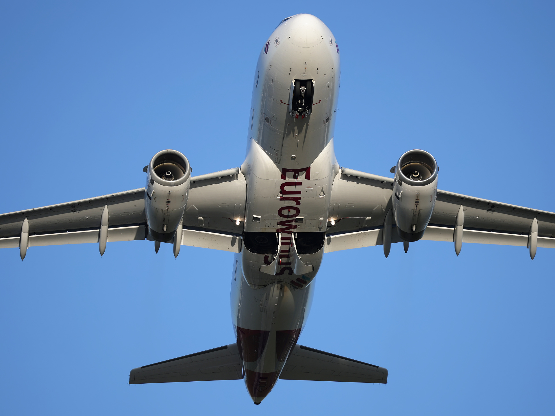 D-AGWU (Aircraft » EPWA Spotting » Airbus A319-100 » Eurowings)