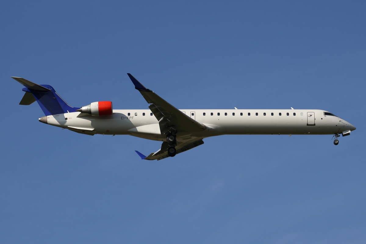 EI-FPF (częściowe malowanie, CityJet) (Samoloty » Spotting na EPWA » Mitsubishi Regional Jet » CRJ-900 » SAS Scandinavian Airlines)