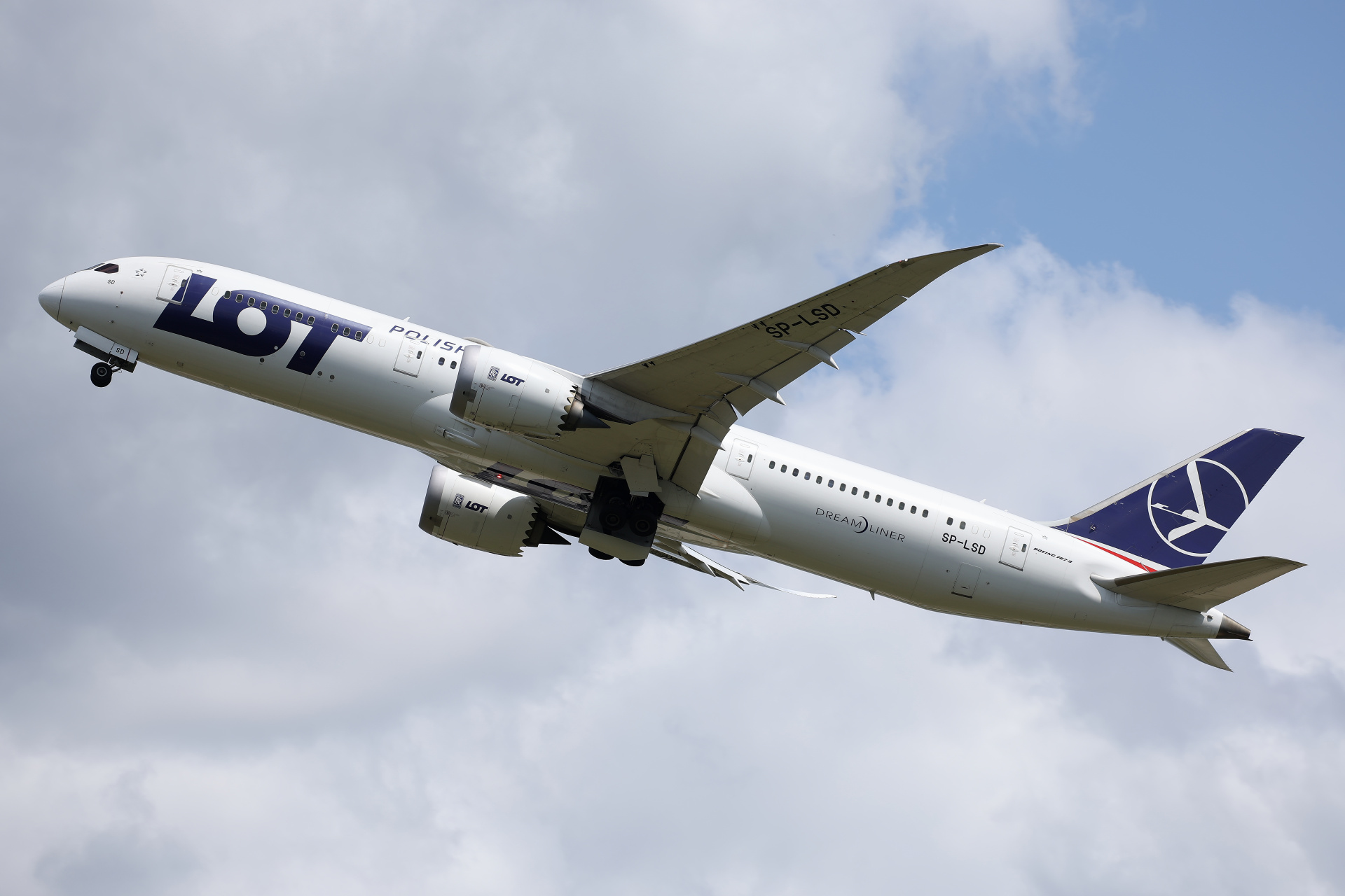 SP-LSD (Aircraft » EPWA Spotting » Boeing 787-9 Dreamliner » LOT Polish Airlines)