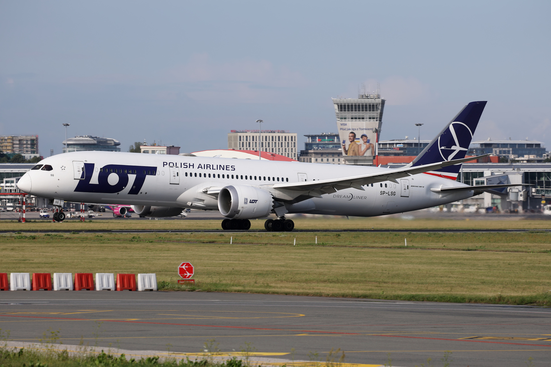 SP-LSG (Aircraft » EPWA Spotting » Boeing 787-9 Dreamliner » LOT Polish Airlines)