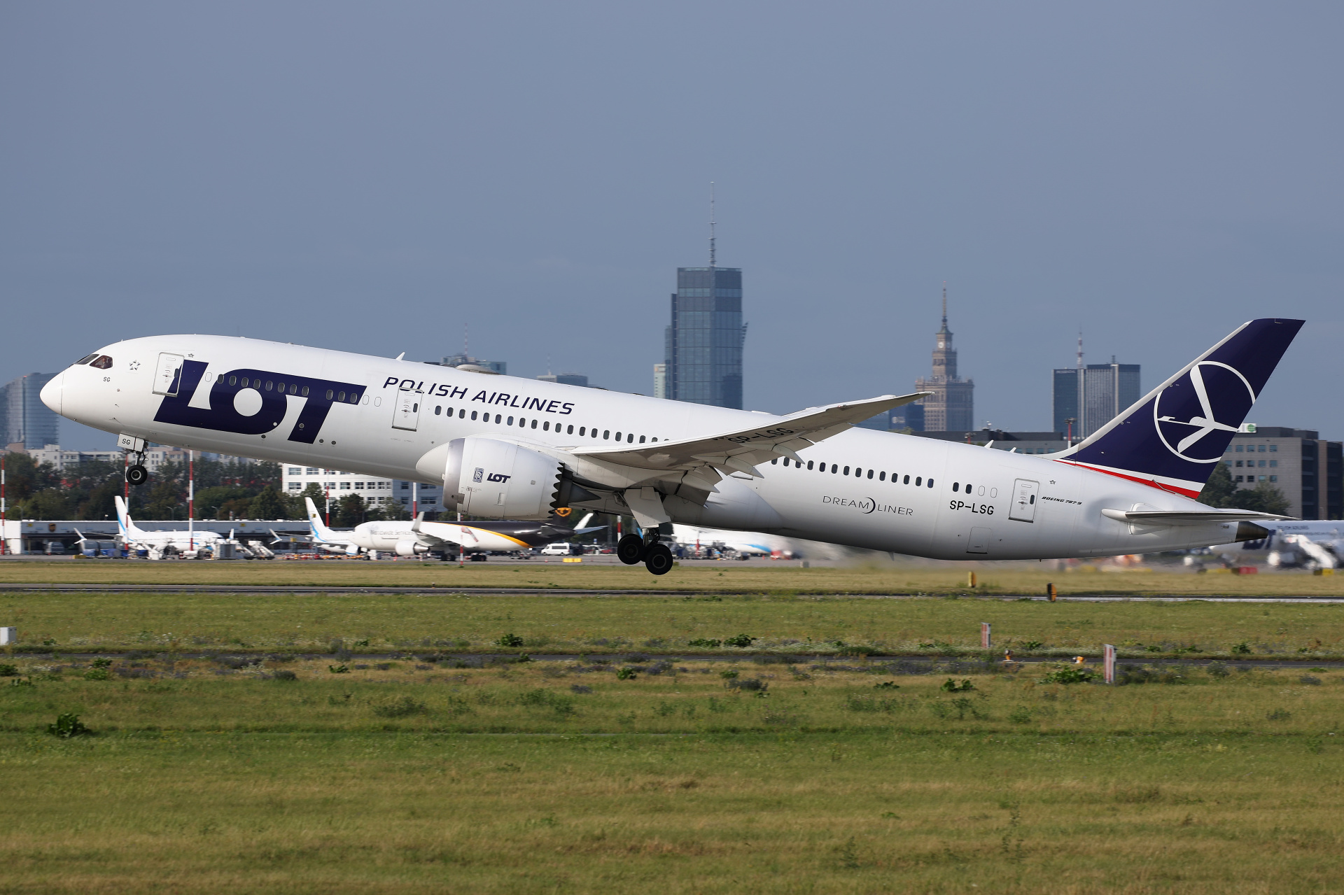 SP-LSG (Aircraft » EPWA Spotting » Boeing 787-9 Dreamliner » LOT Polish Airlines)