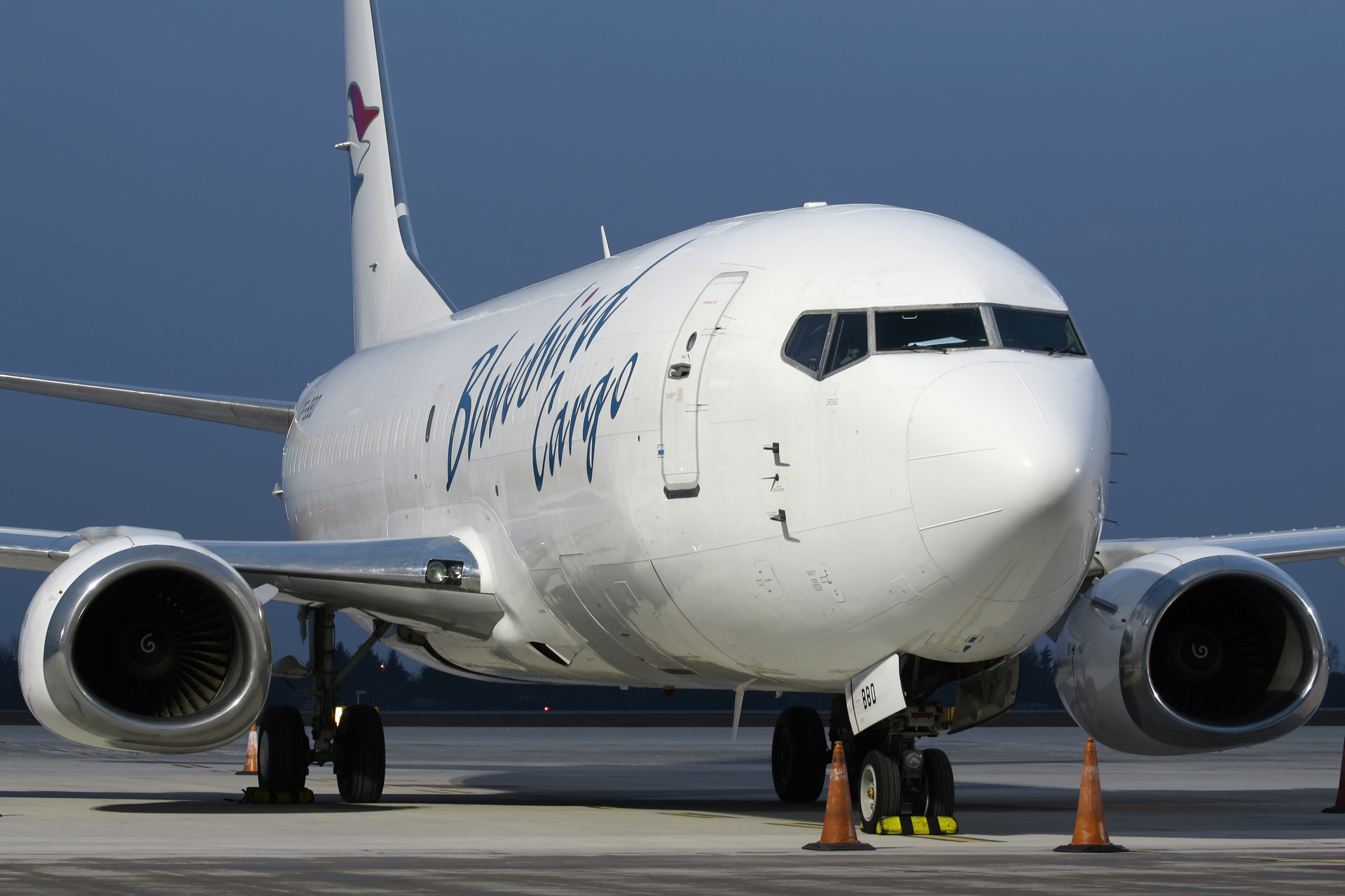 SF, TF-BBD (Aircraft » EPWA Spotting » Boeing 737-300F » Bluebird Nordic (Bluebird Cargo))