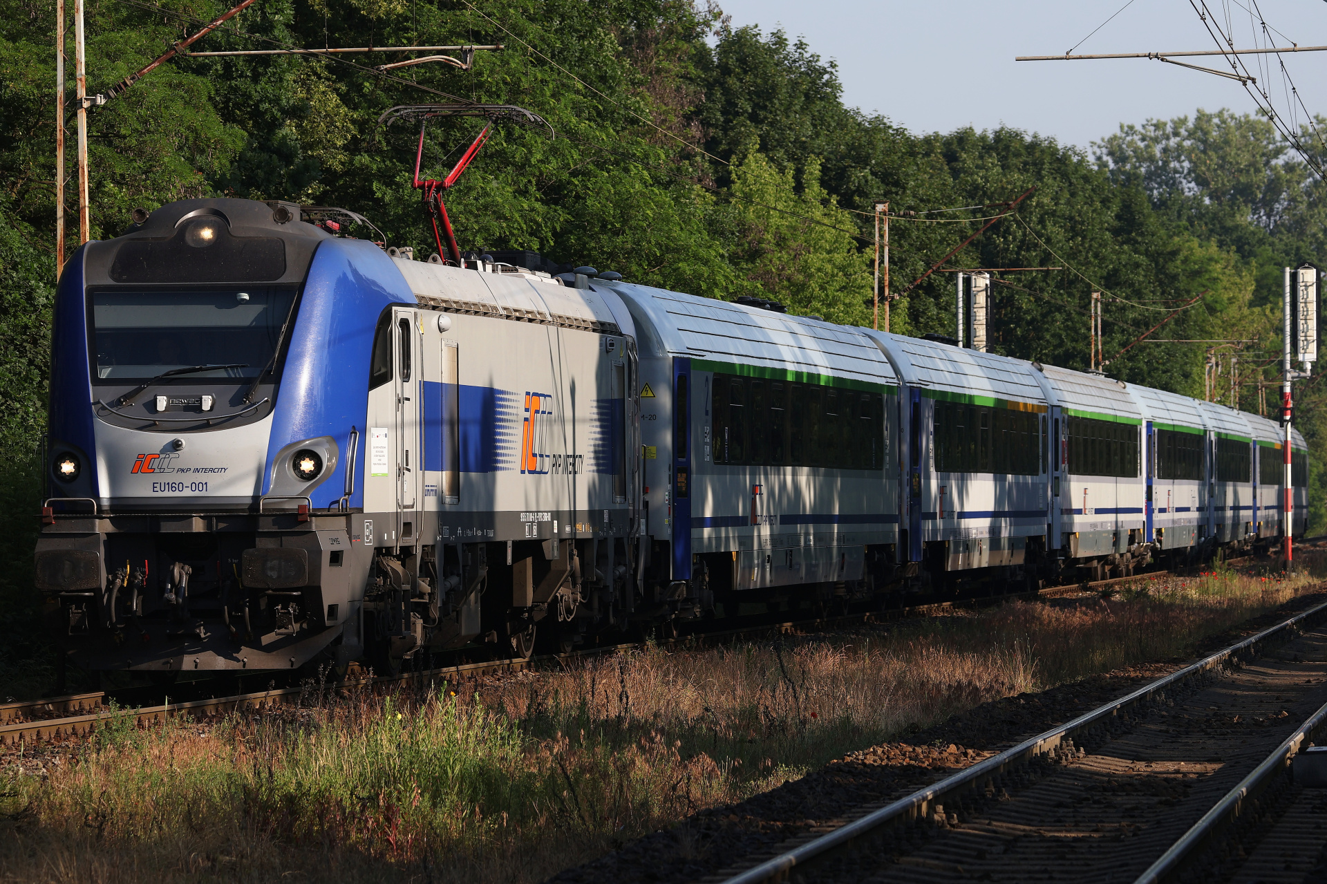 E4DCU EU160-001 (Vehicles » Trains and Locomotives » Newag Griffin » PKP Intercity)