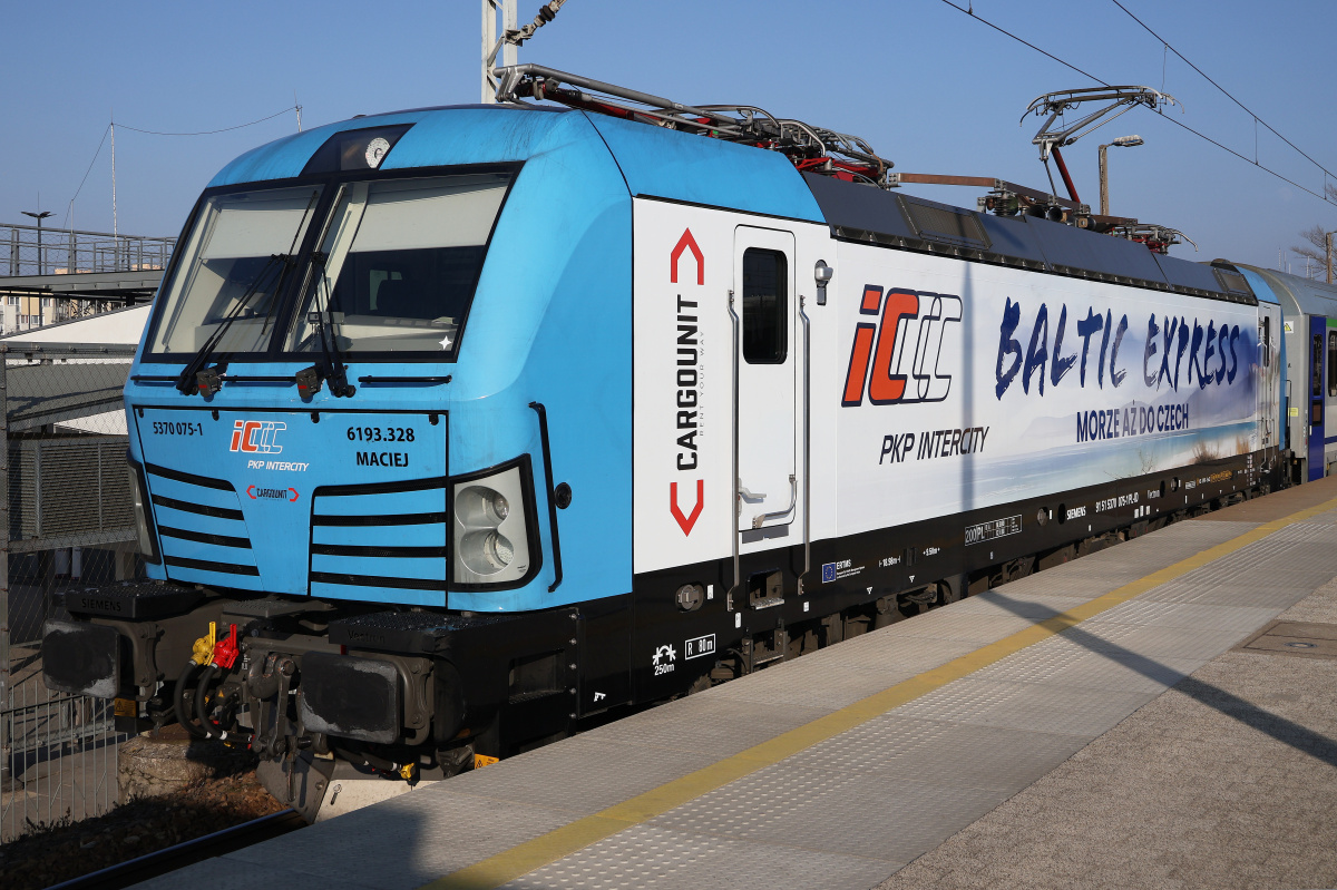 X4-E-Loco-AB Vectron MS 6193 328 "Maciej" ("Baltic Express. Morze aż do Czech")