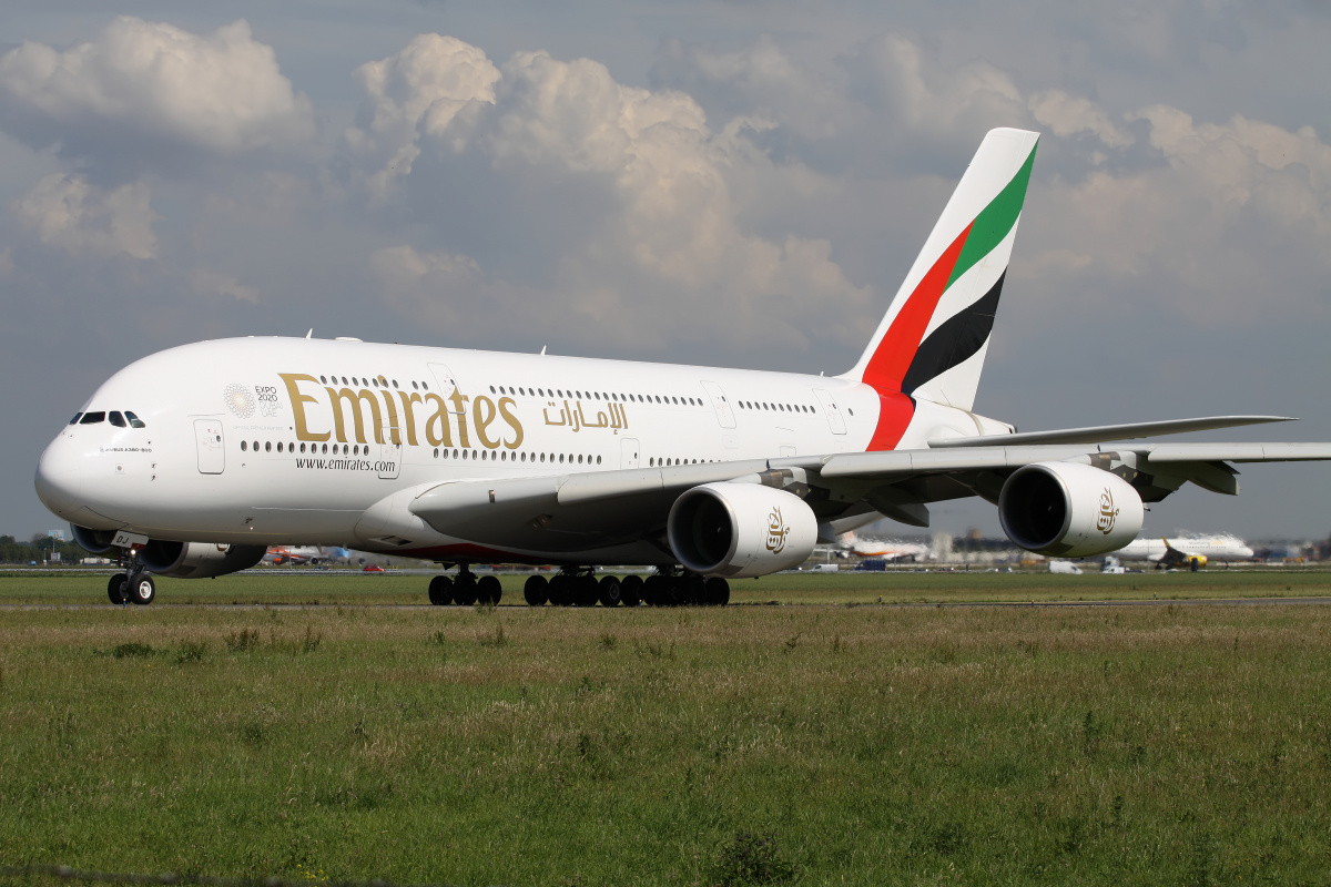 A6-EDJ ("EXPO 2020 Dubai" sticker) (Aircraft » Schiphol Spotting » Airbus A380-800 » Emirates)