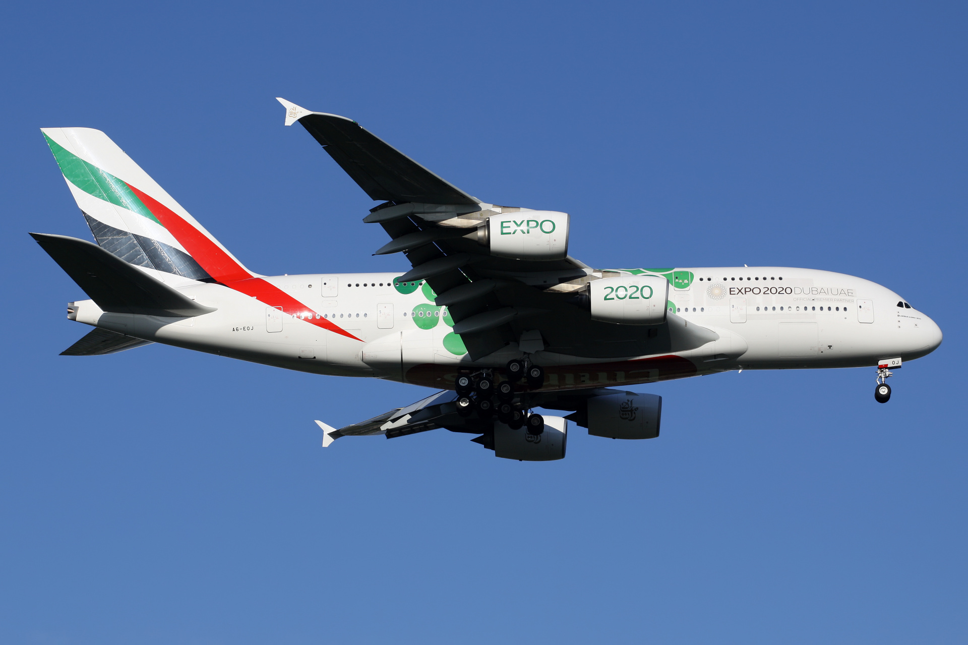 A6-EOJ (malowanie EXPO 2020 Dubaj - Zrównoważony rozwój) (Samoloty » Spotting na Schiphol » Airbus A380-800 » Emirates)