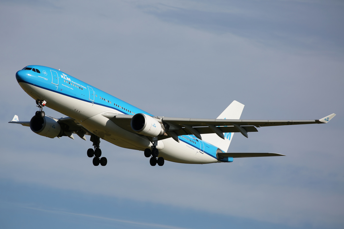 PH-AOD (Samoloty » Spotting na Schiphol » Airbus A330-200 » KLM Royal Dutch Airlines)