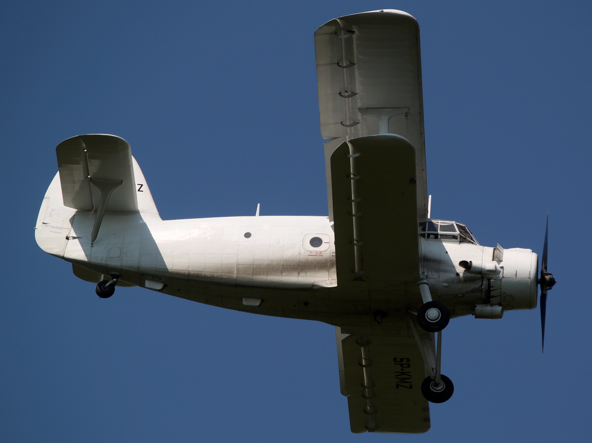 Antonov An-2, SP-KMZ, private