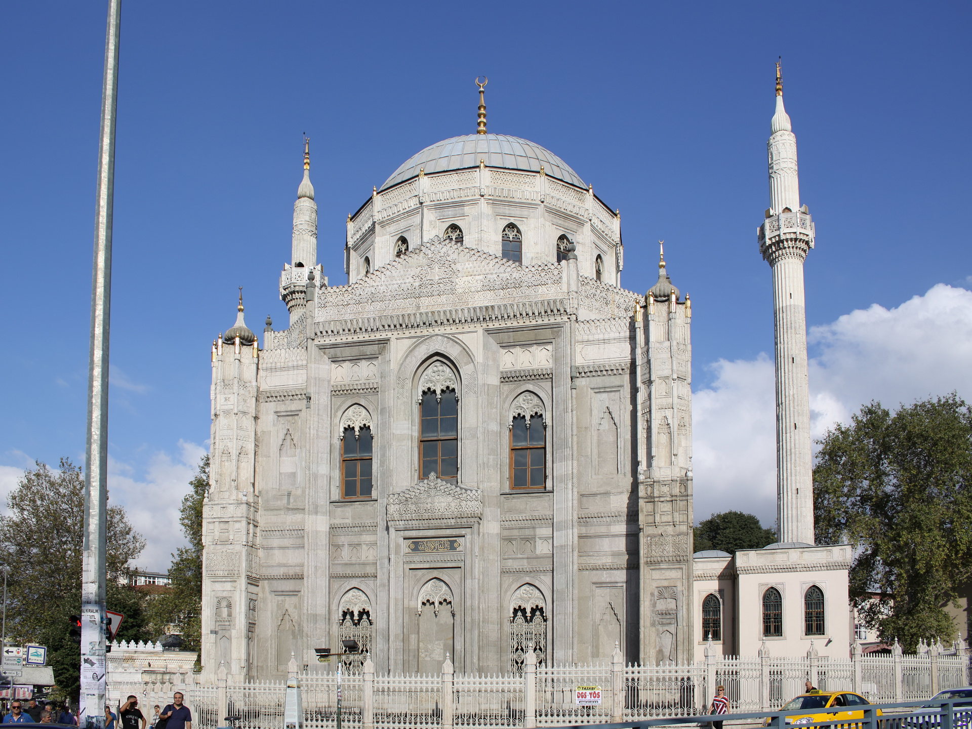 Meczet Pertevniyal Valide Sultan (Podróże » Stambuł » Meczety)